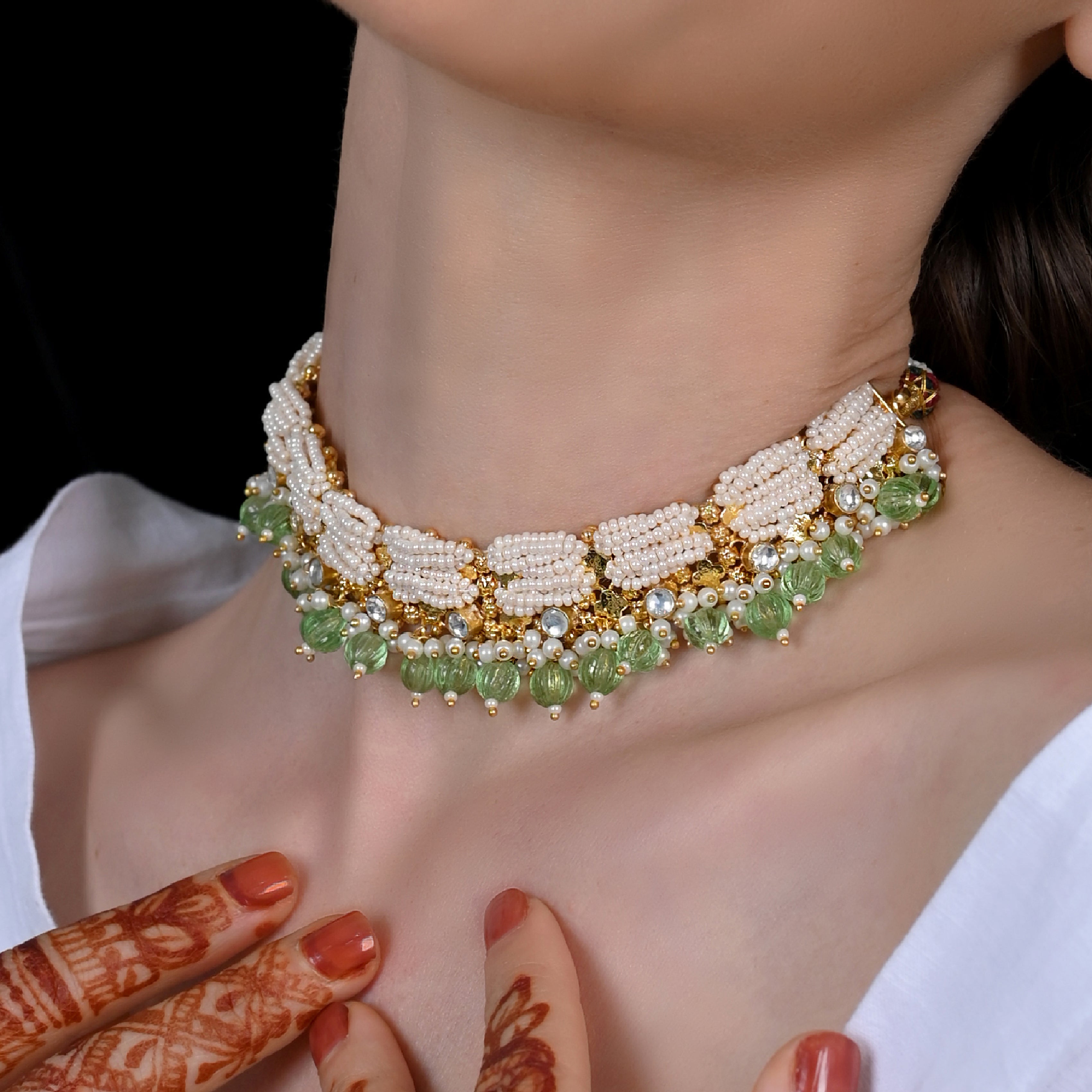 SJN1033- White Colour Gold Plated Jadau Kundan Choker