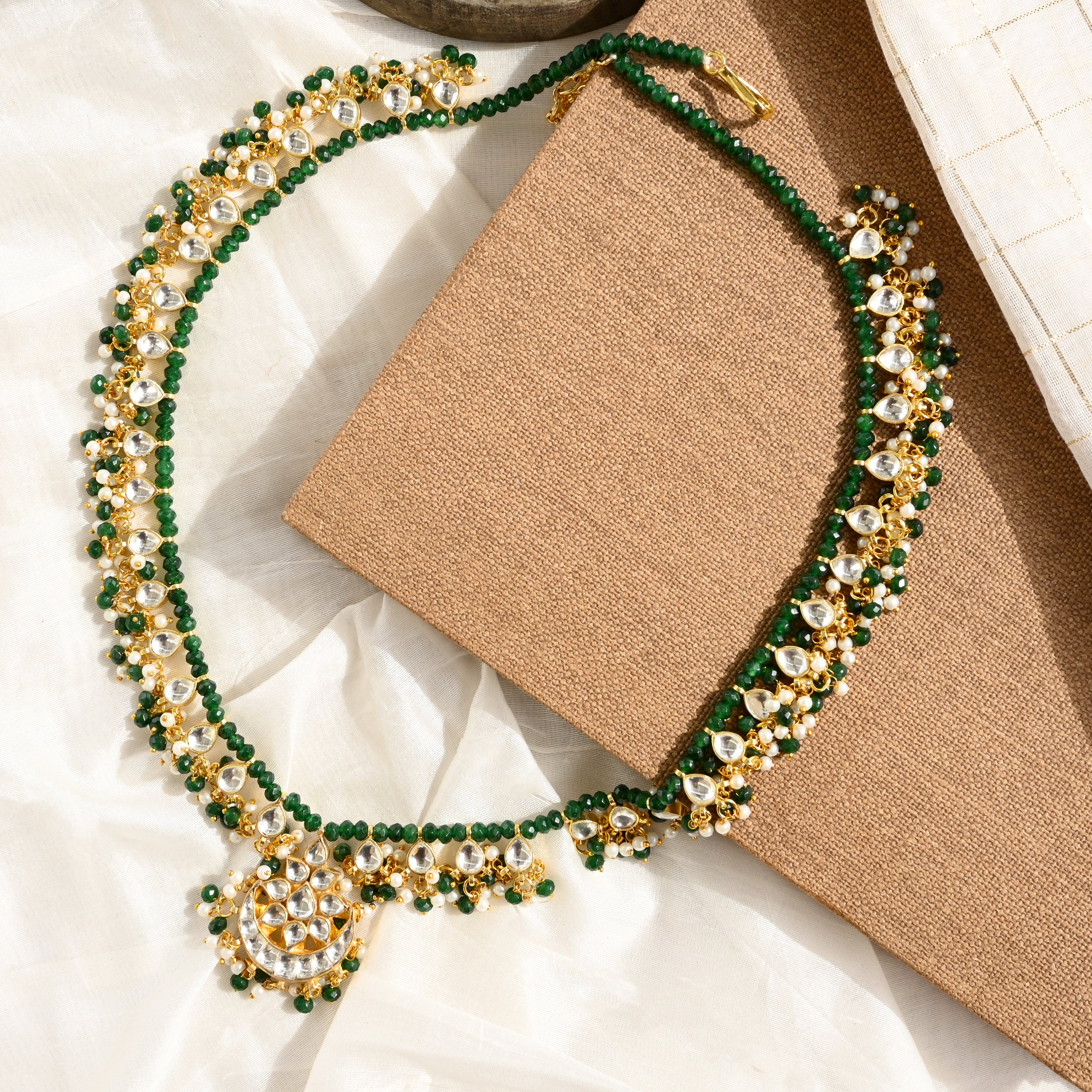 SJN1098- Green and White Colour Gold Plated Jadau Kundna Pendant