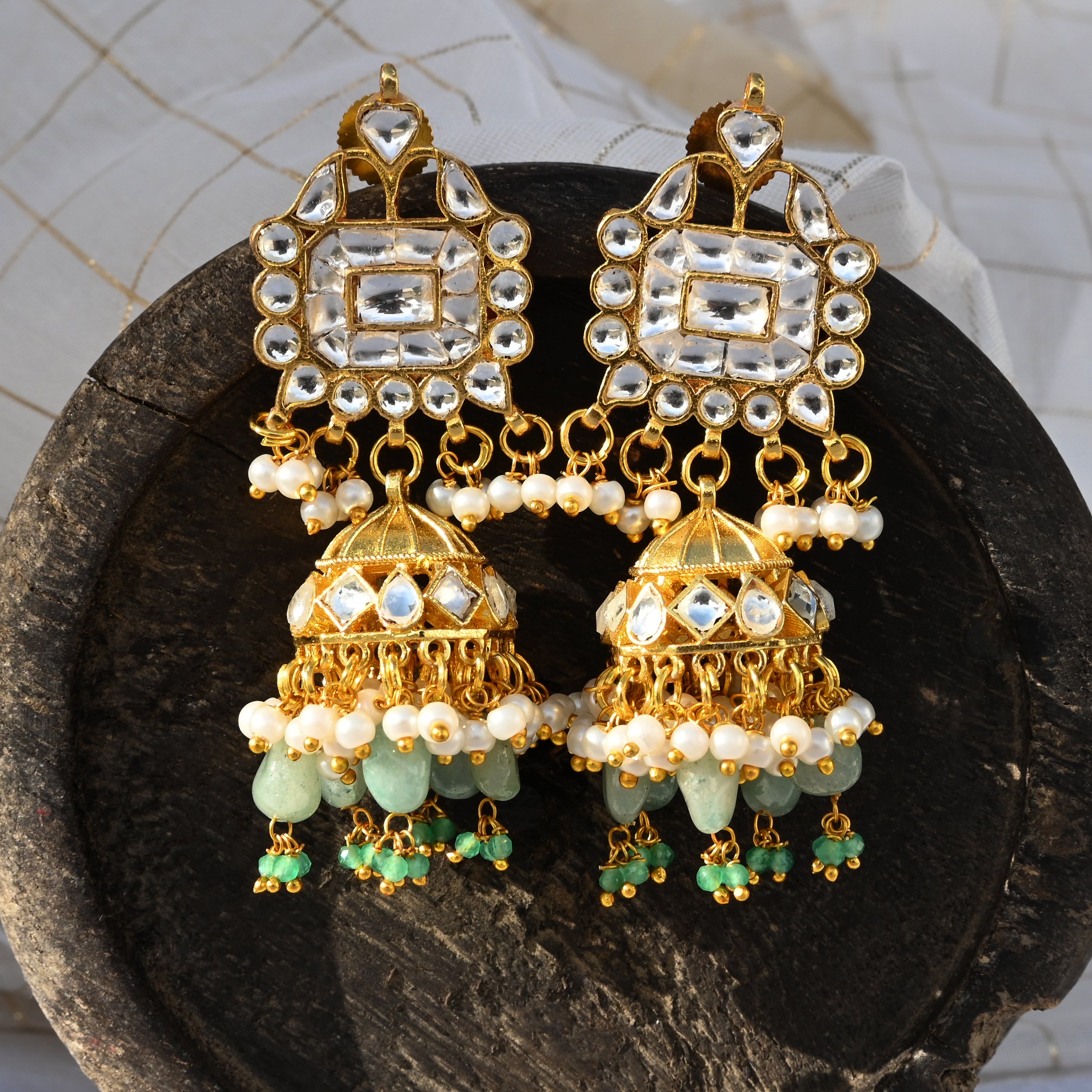 SJE1055- White Colour Gold Plated Jadau Kundan Jhumki Earrings