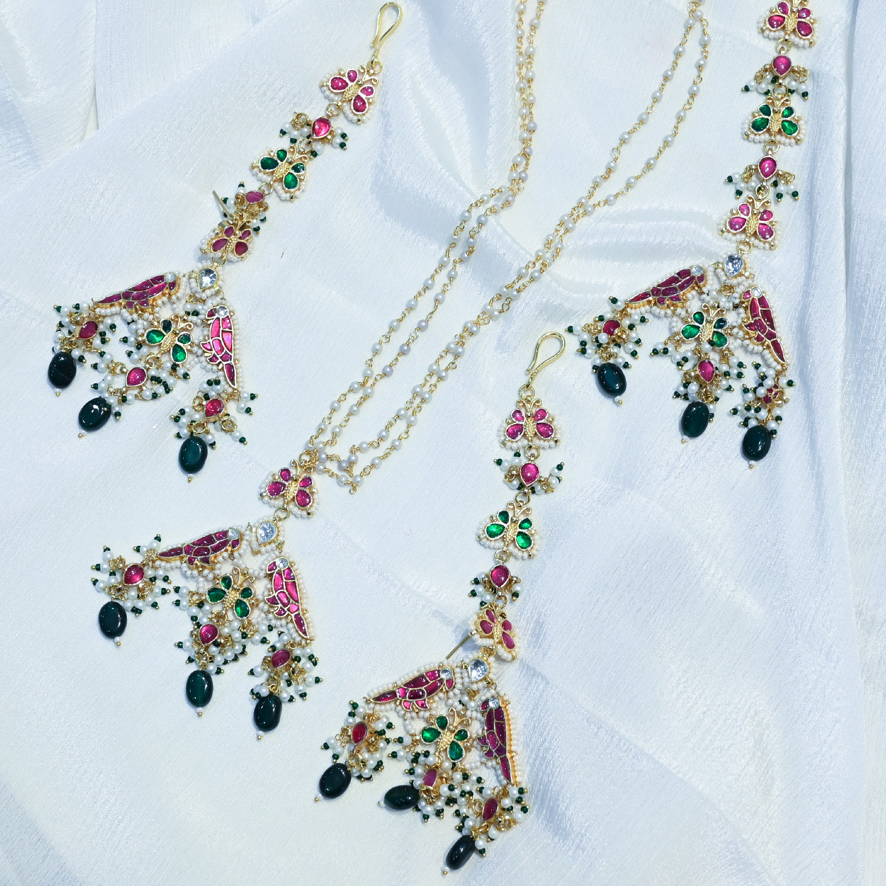 SJN1106- Multi Colour Gold Plated Jadau Kundan Pendant with Earrings and Tika