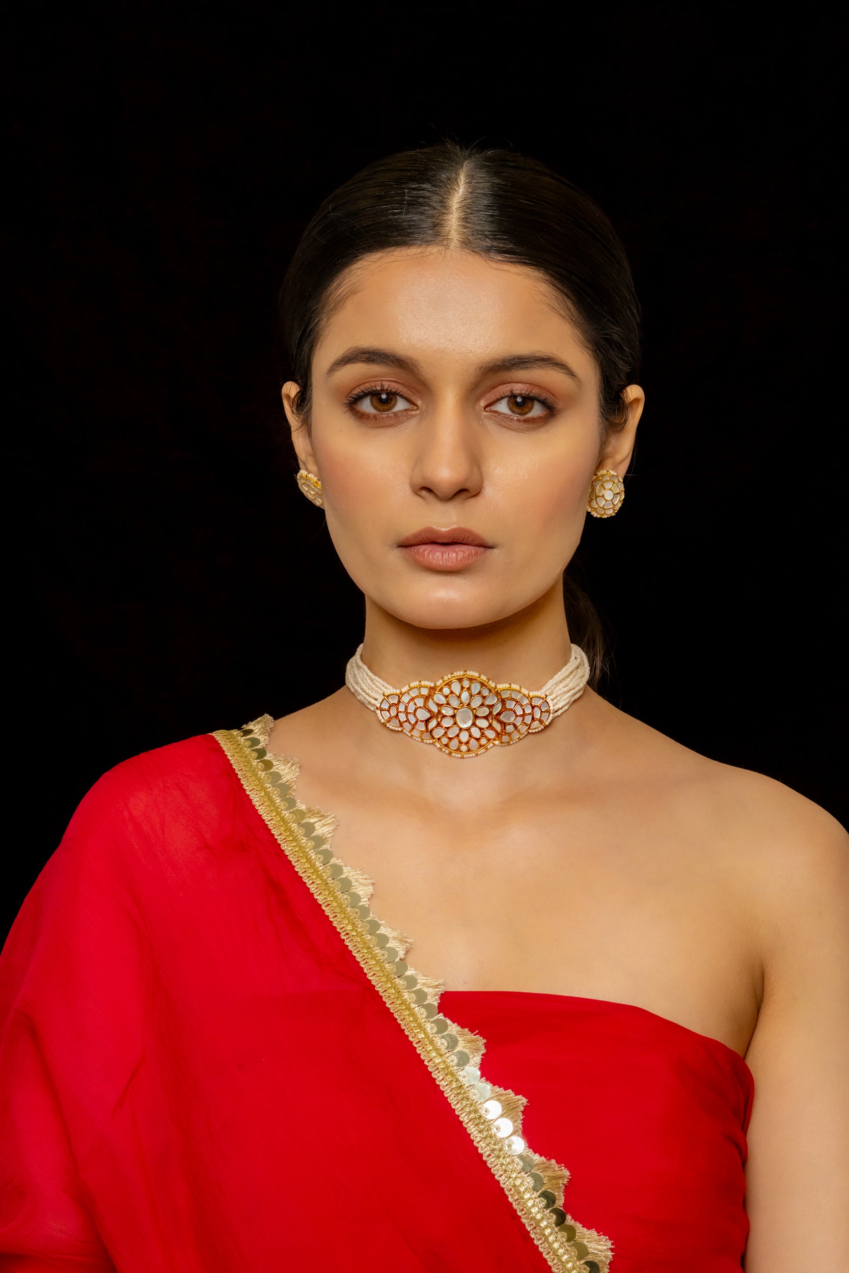 SJC1012- White Colour Gold Plated Mother of Pearl Choker With Earrings