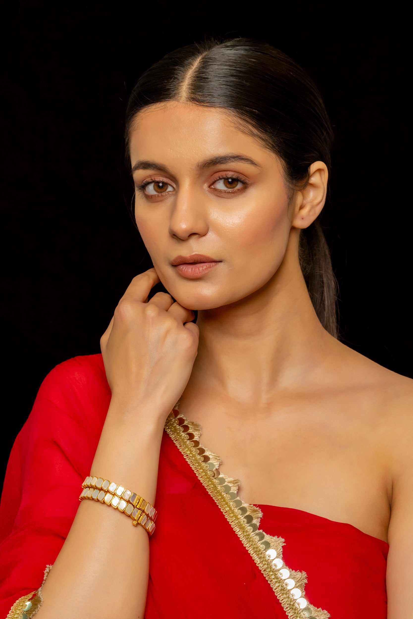 SJB1001- White Colour Gold Plated Mother of Pearl Bangles