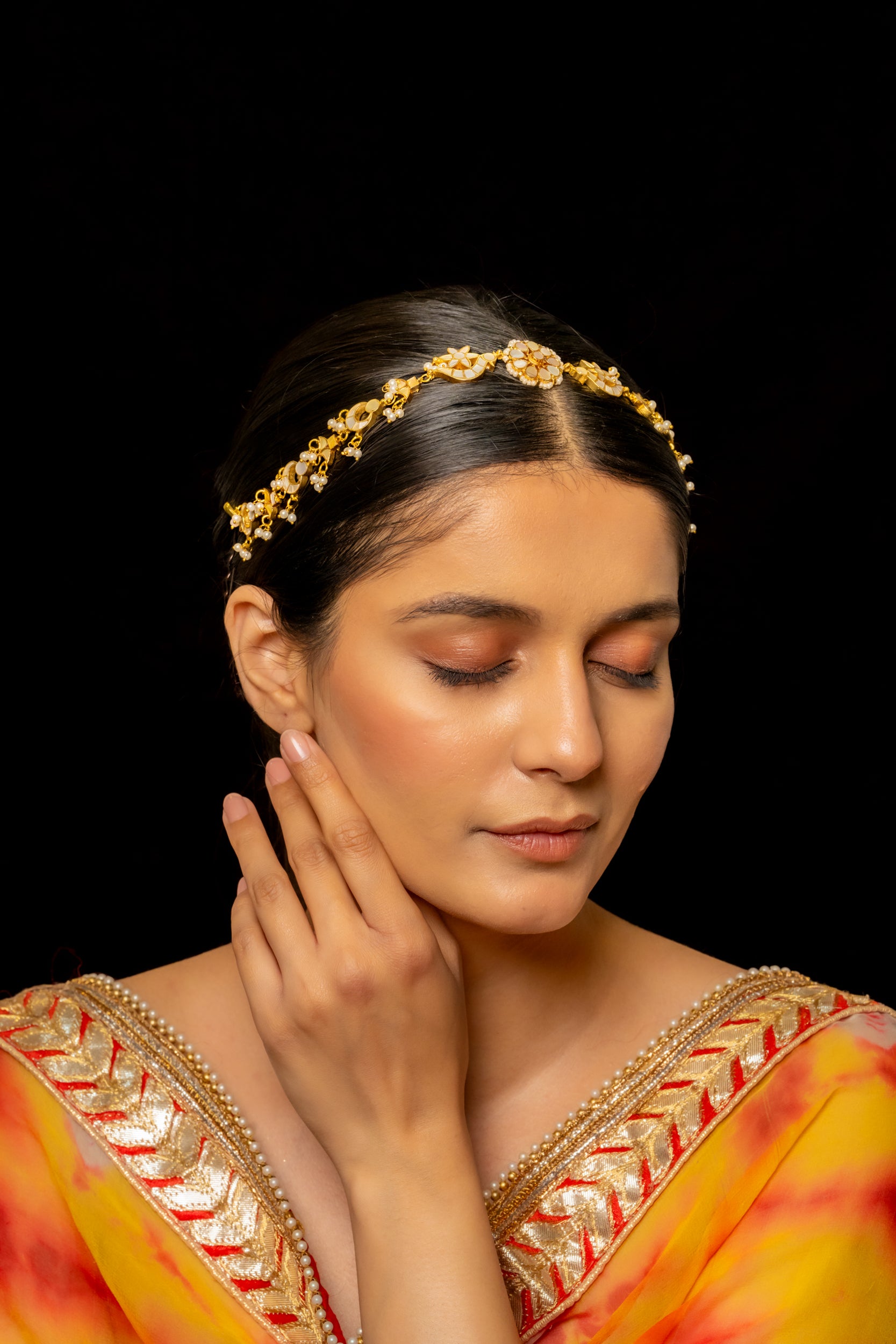SJHB1004- White Colour Gold Plated Mother of Pearl Headband