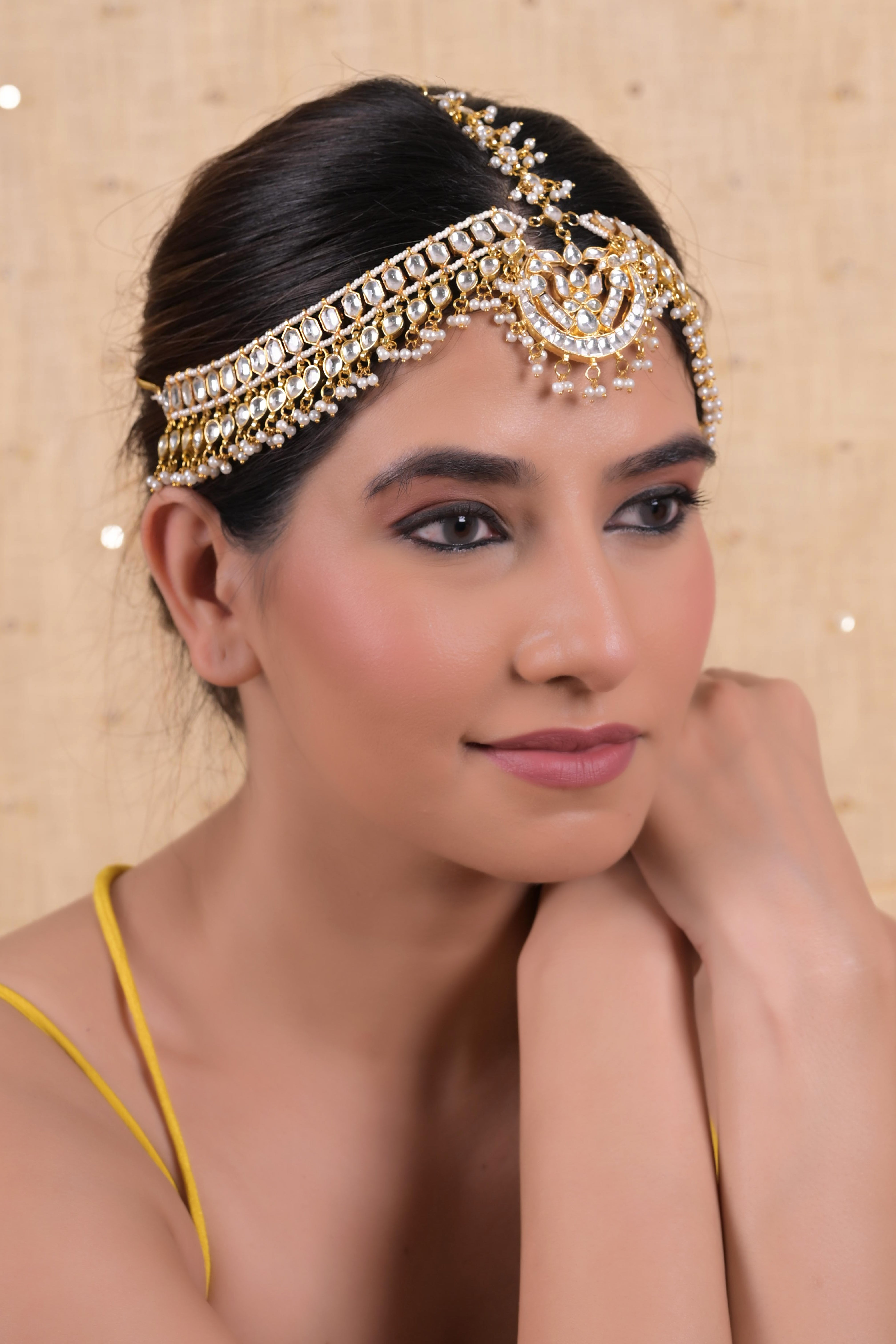 SJHB1025- White Colour Gold Plated Jadau Kundan Mathapatti