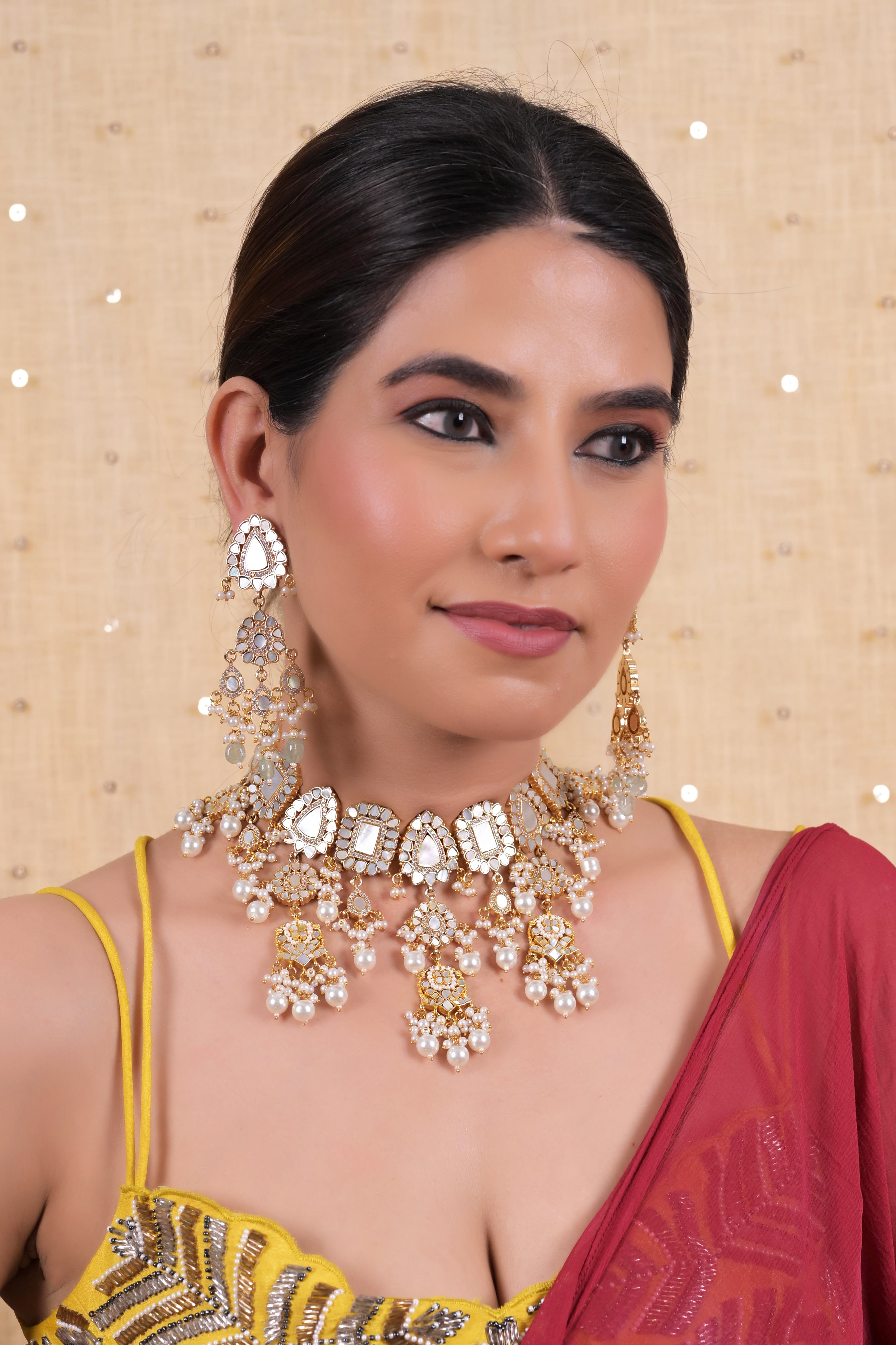 SJN1135- White Colour Gold Plated Mother of Pearl Necklace with Earrings