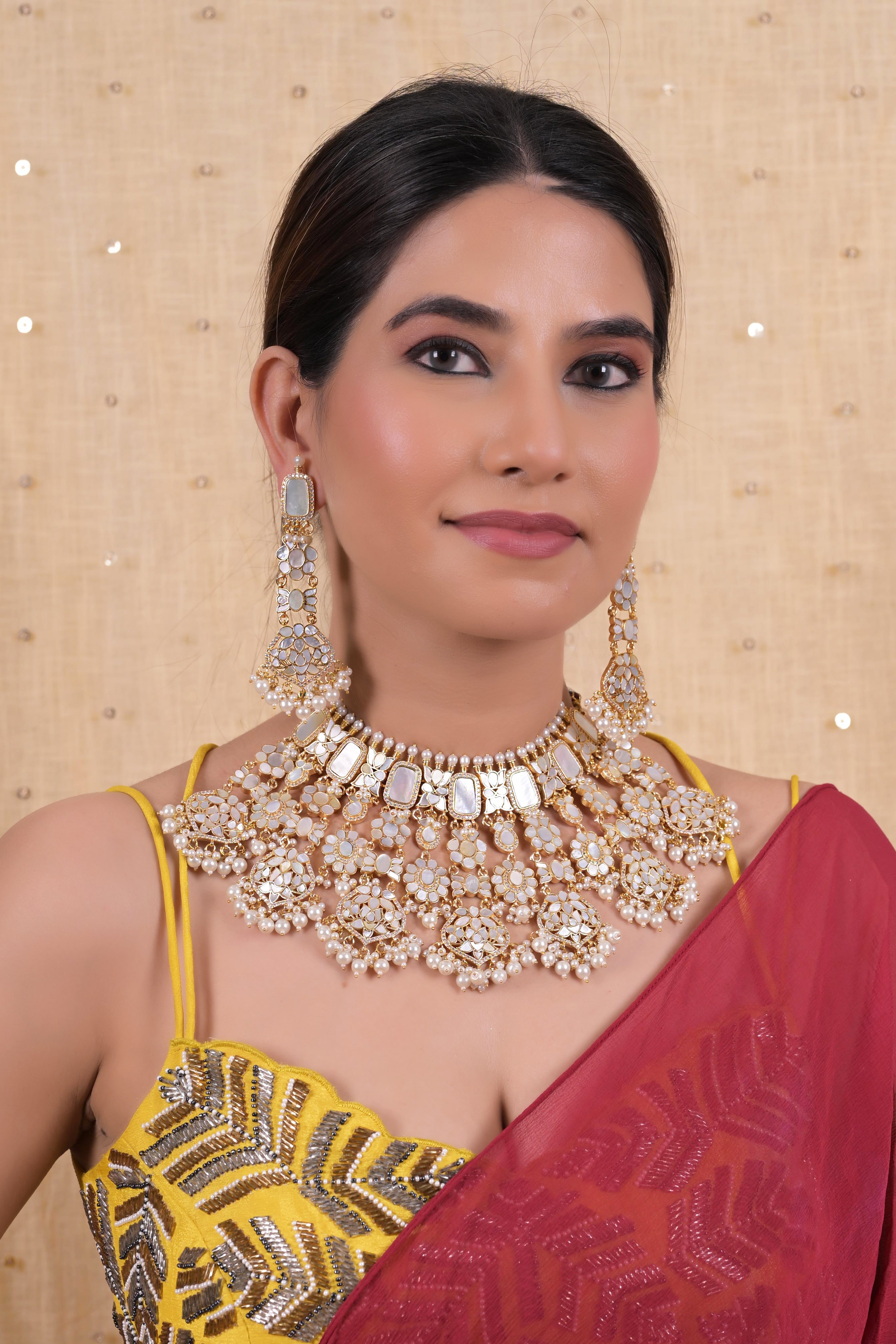 SJN1136- White Colour Gold Plated Mother of Pearl Necklace with Earrings
