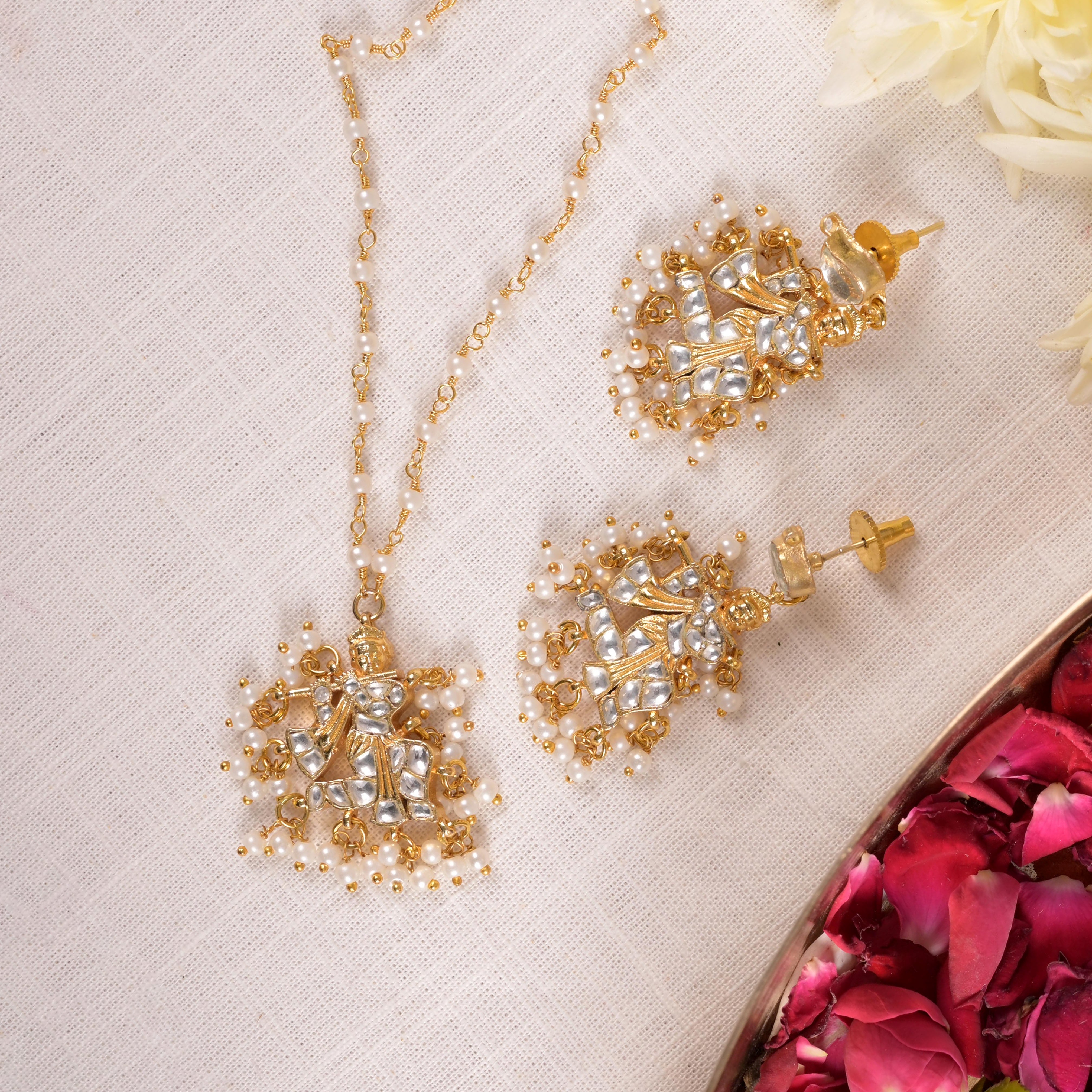SJN1154- White Colour Krishna Motif Gold Plated Jadau Kundan Pendant