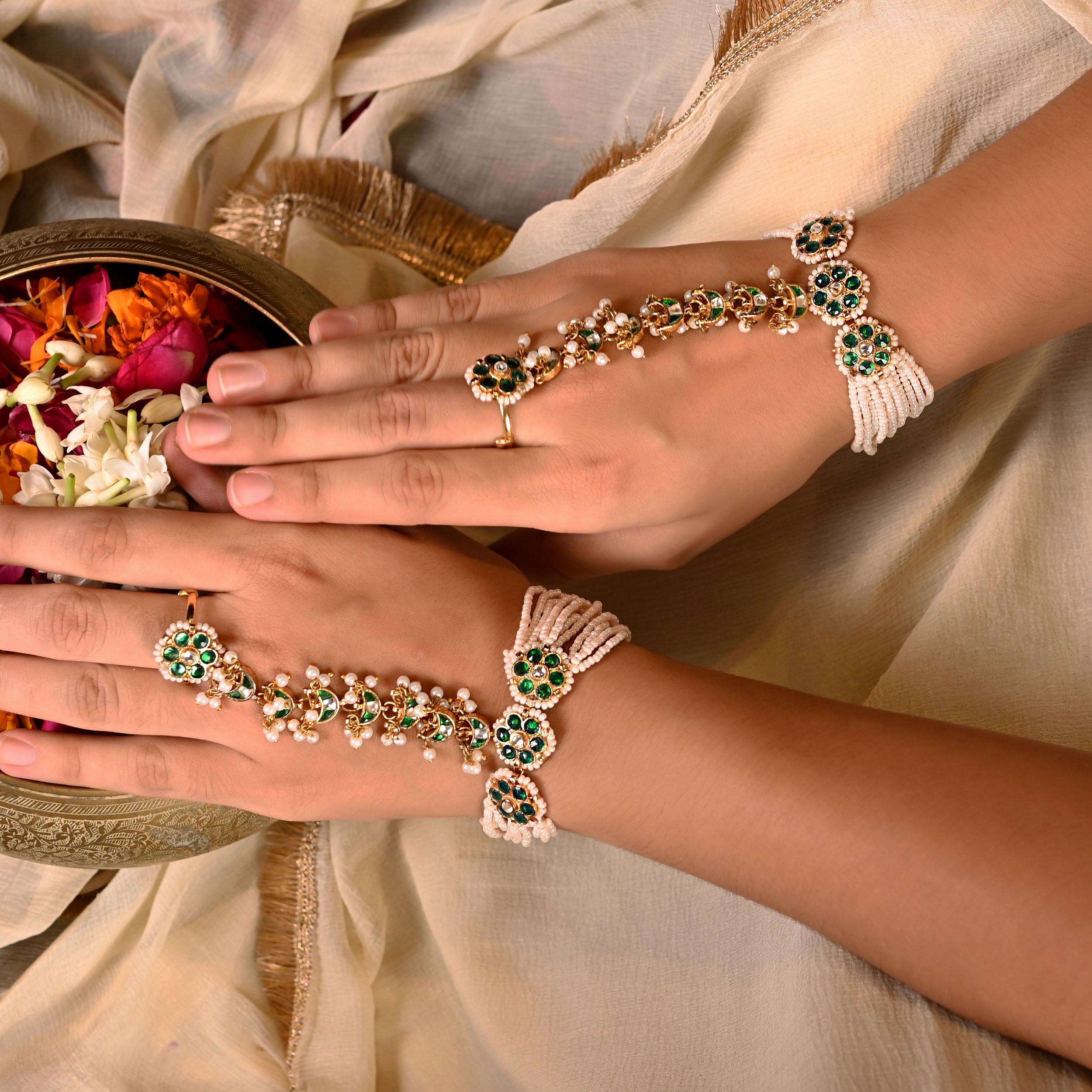 SJHP1015- White and Green Colour Gold Plated Jadau Kundan Hathphool