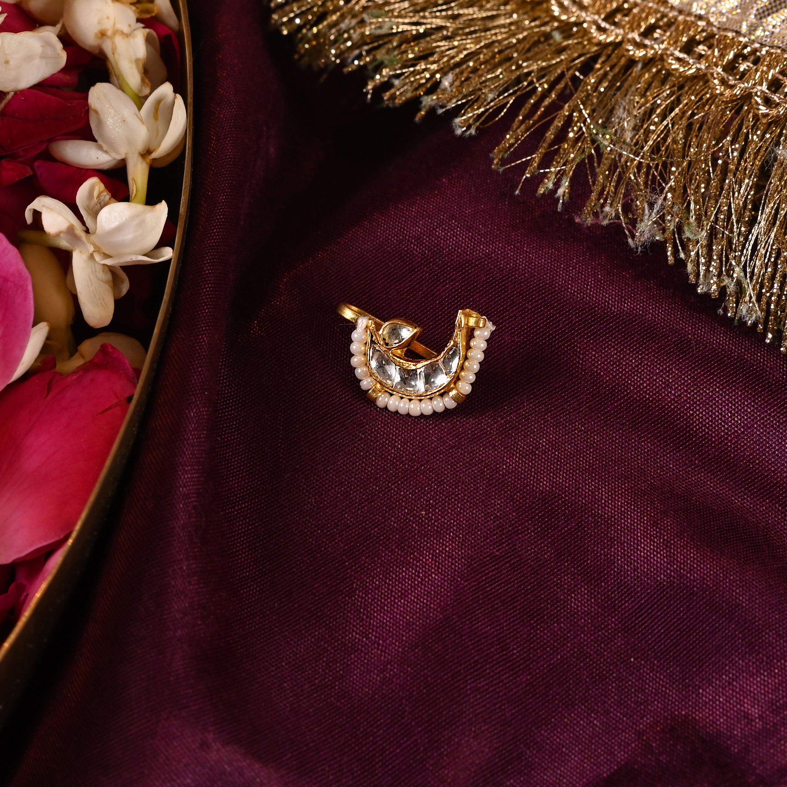 SJNR0008- White Colour Gold Plated Jadau Kundan Nose Pin