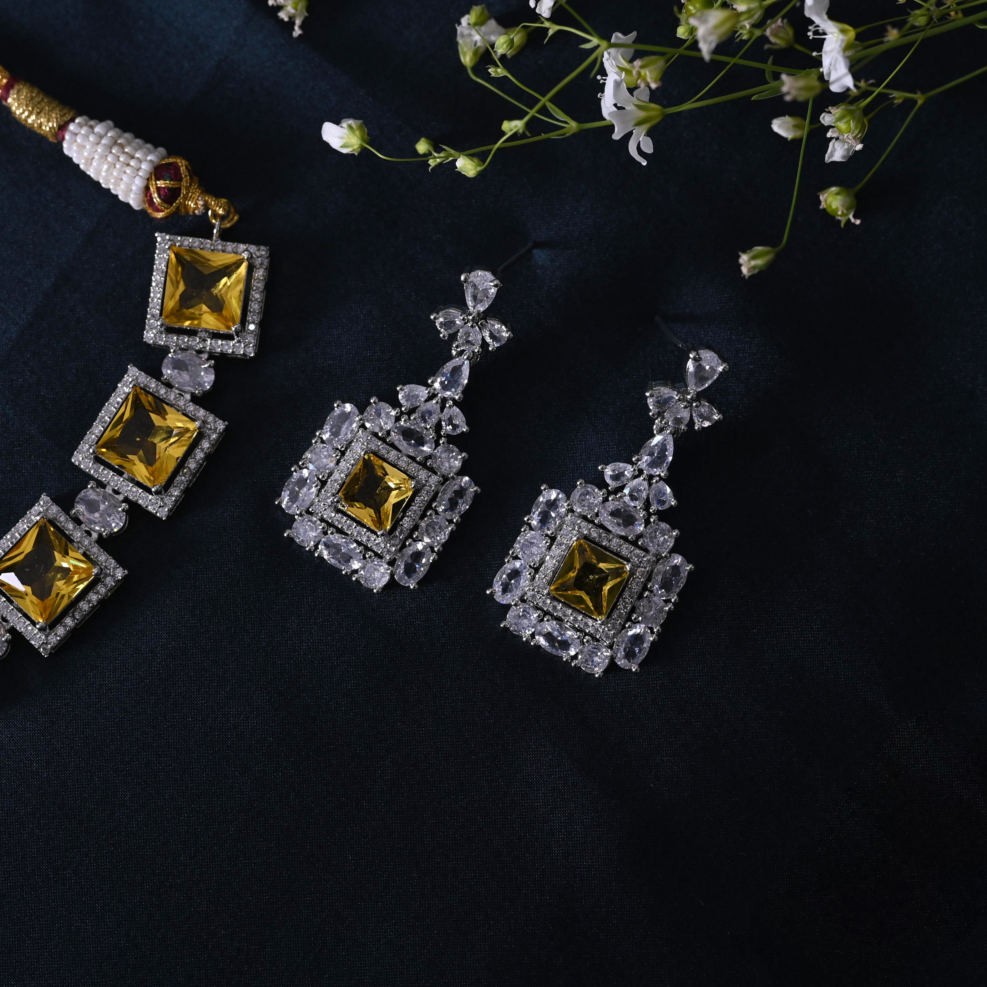 SJN1061- Yellow Colour Faux Diamond Choker with Earrings