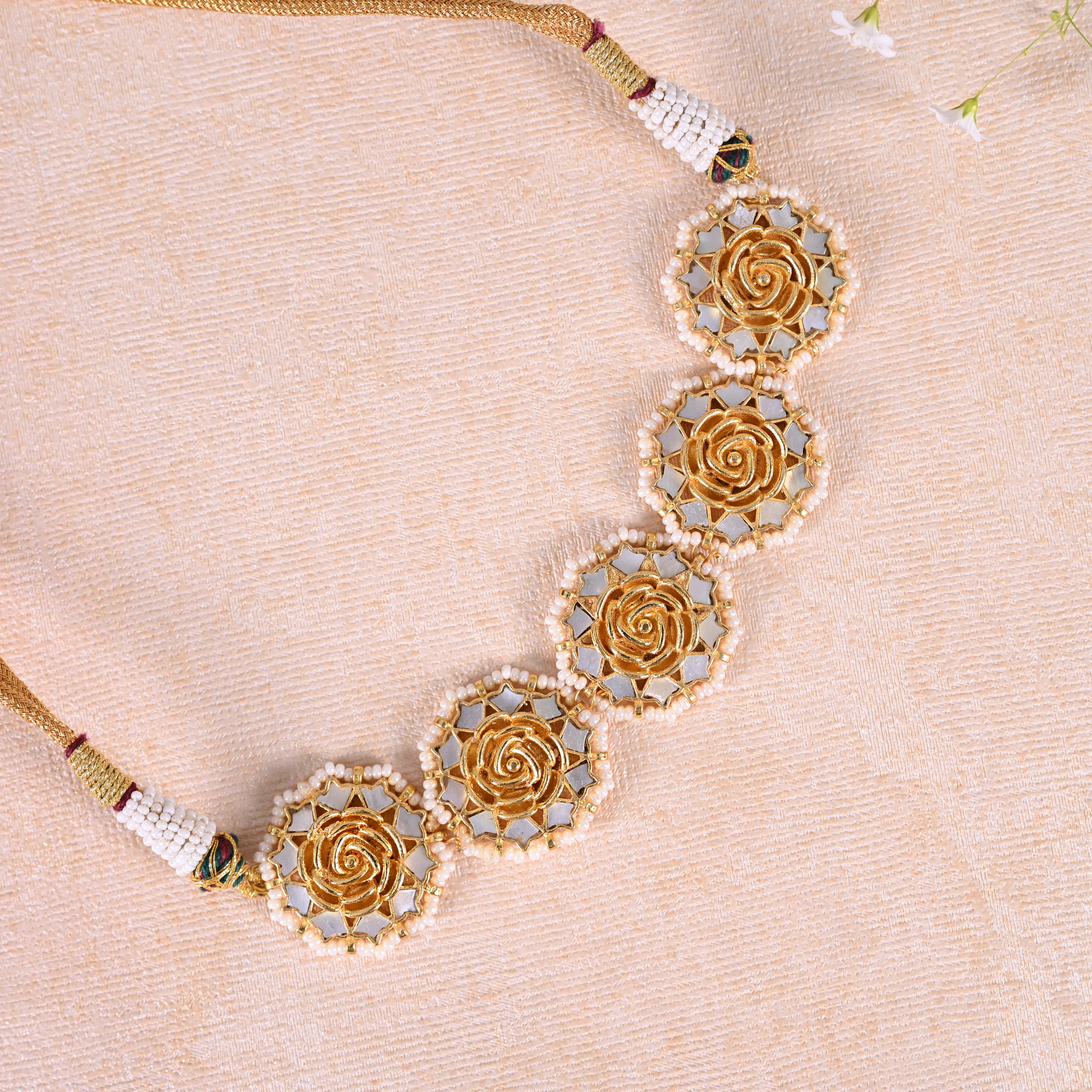 SJN1236- White Colour Gold Plated Mother of Pearl Choker with Earrings