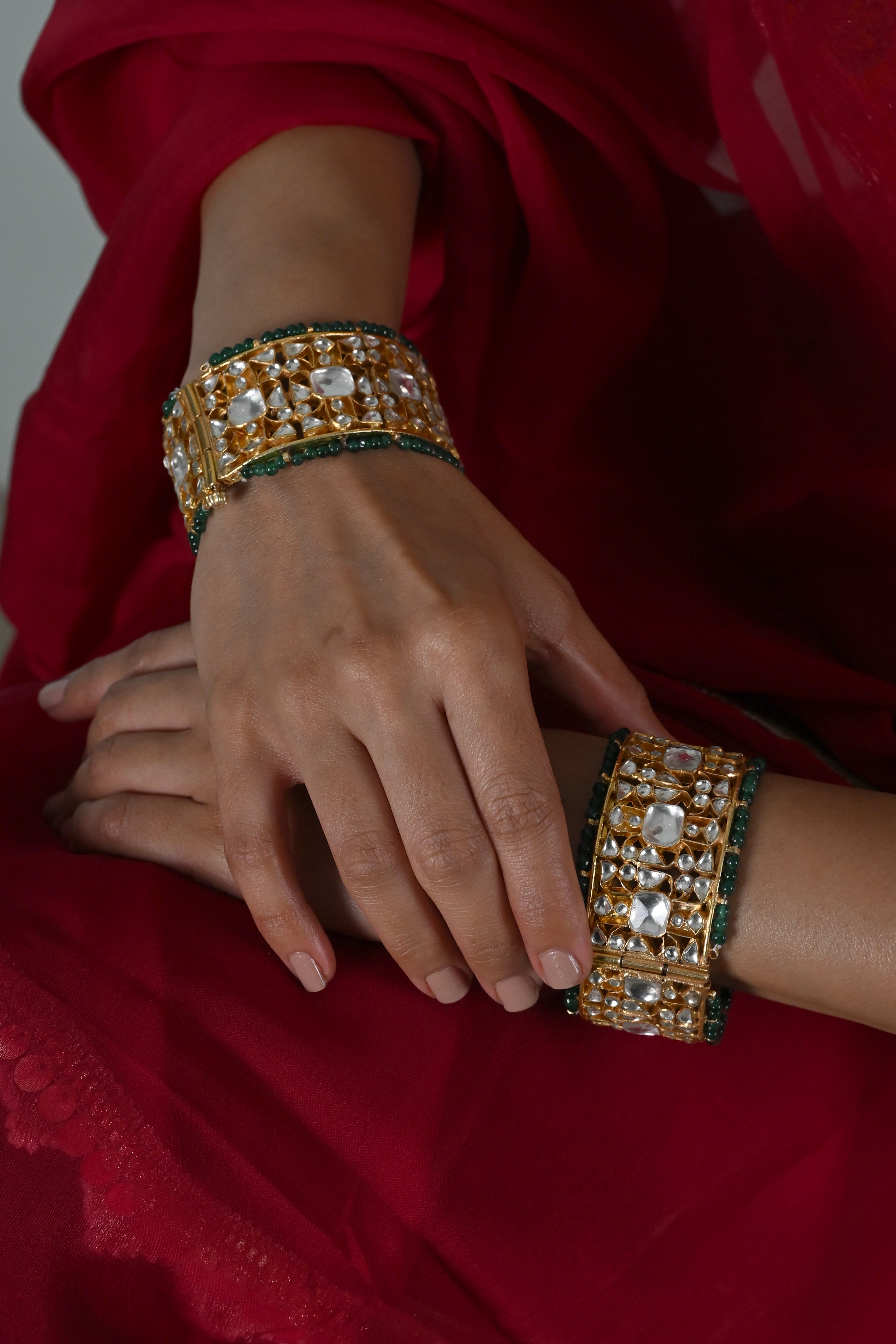 SJB1042- White Colour Gold Plated Jadau Kundan Bangle