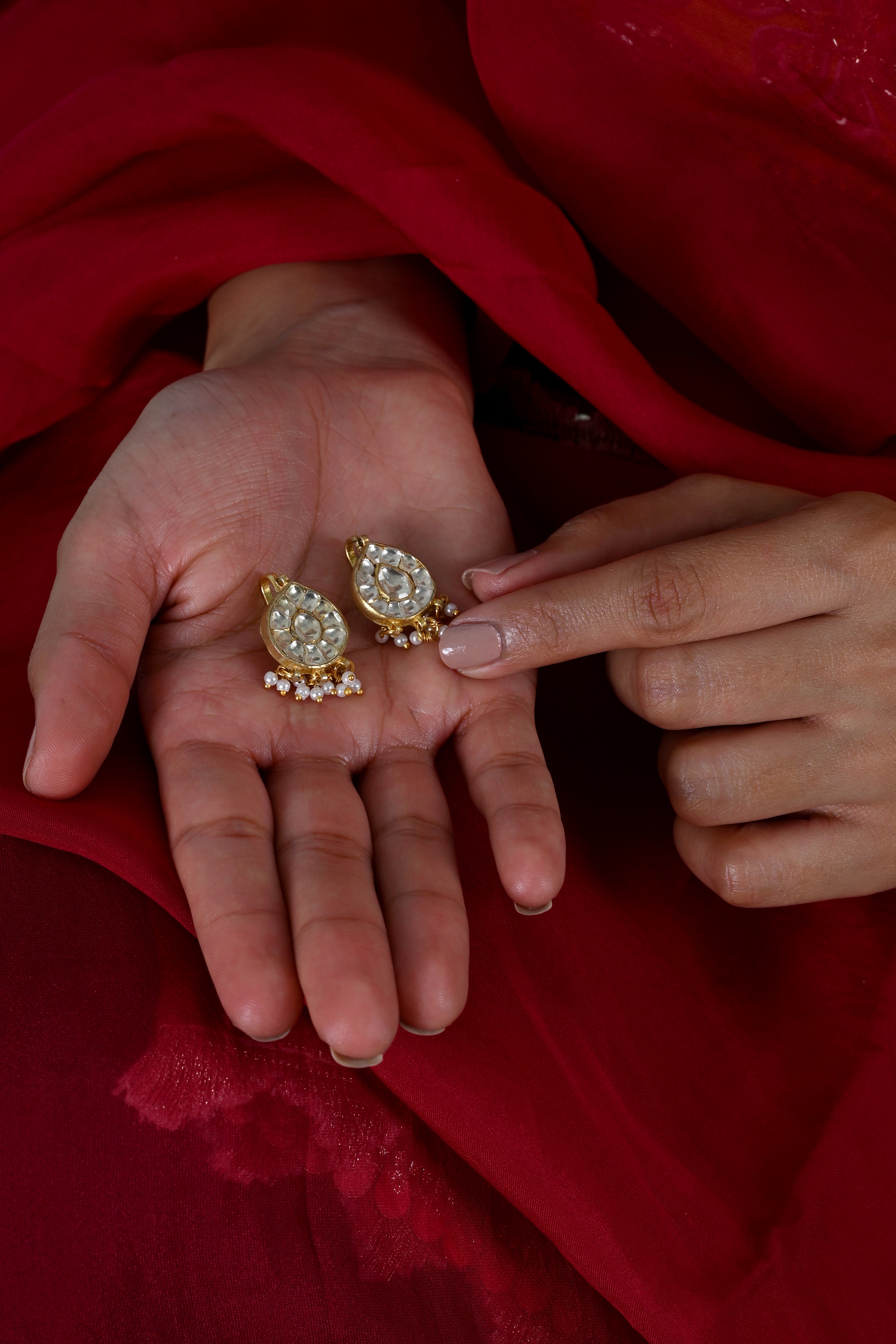 SJE1136- White Colour Gold Plated Jadau Kundan Ear Cuffs