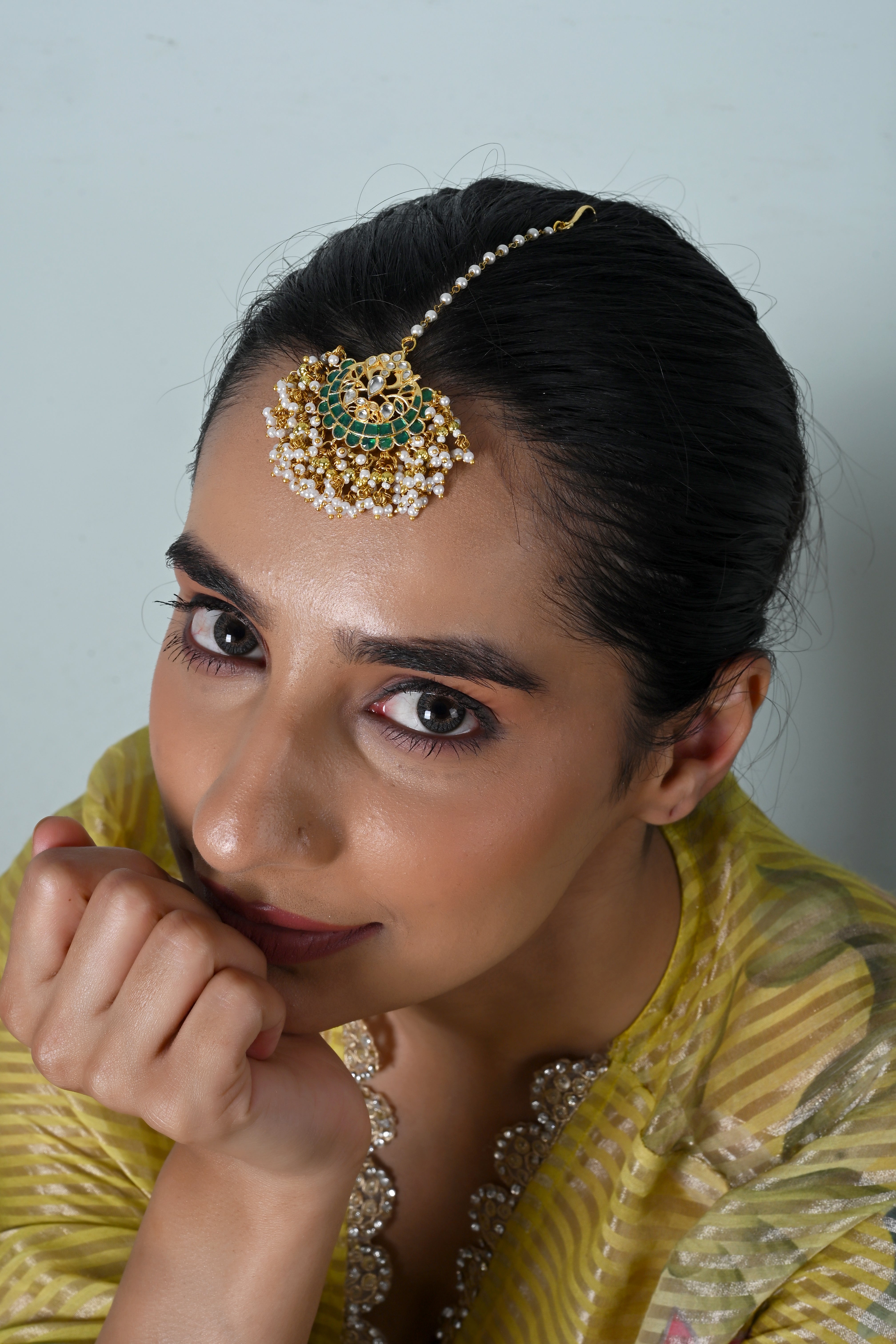 SJT1051- Green And White Colour Gold Plated Jadau Kundan Maang Tika