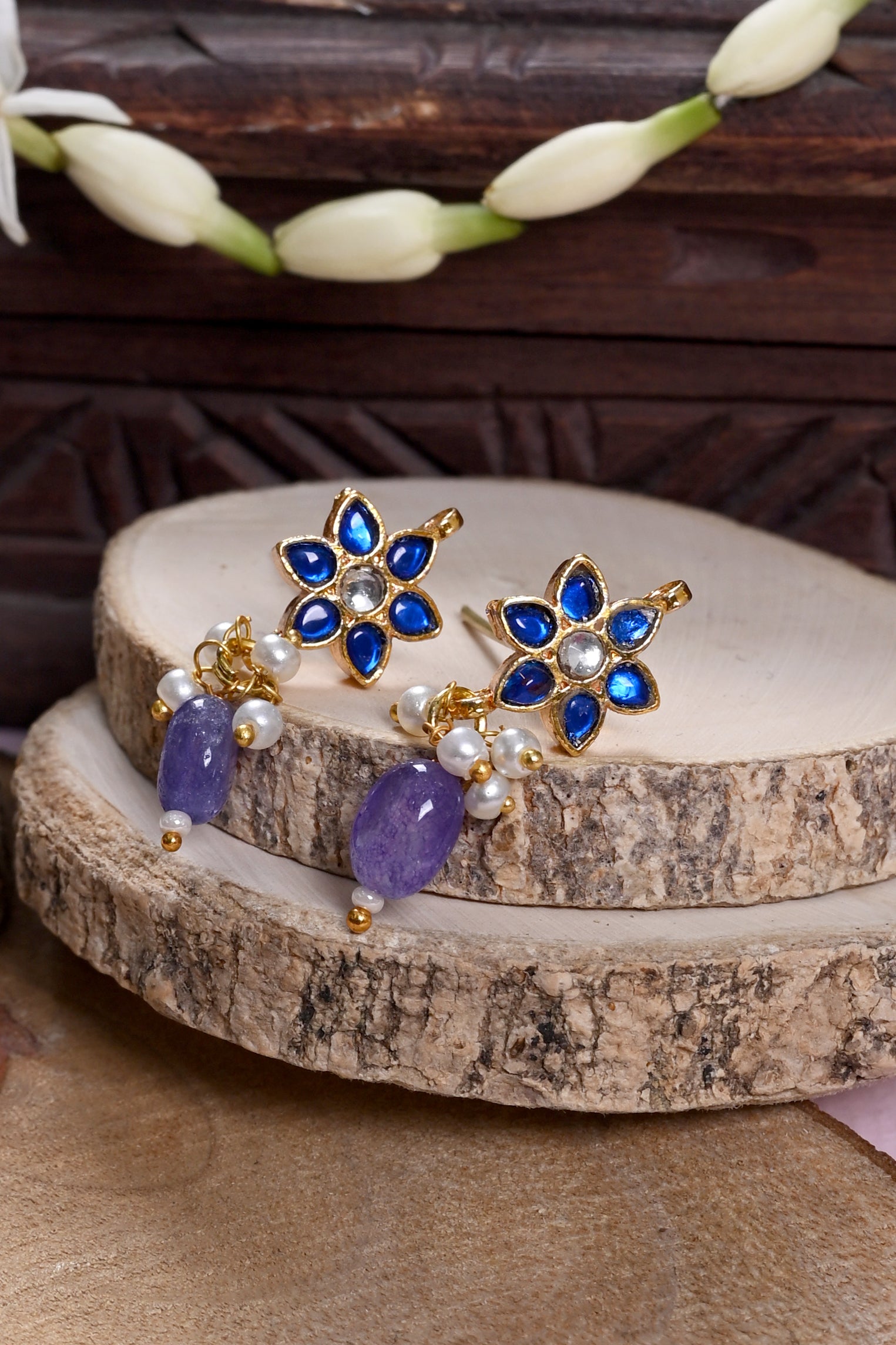 SJE1124- Green Colour Gold Plated Jadau Kundan Flower Motif Studs Earrings
