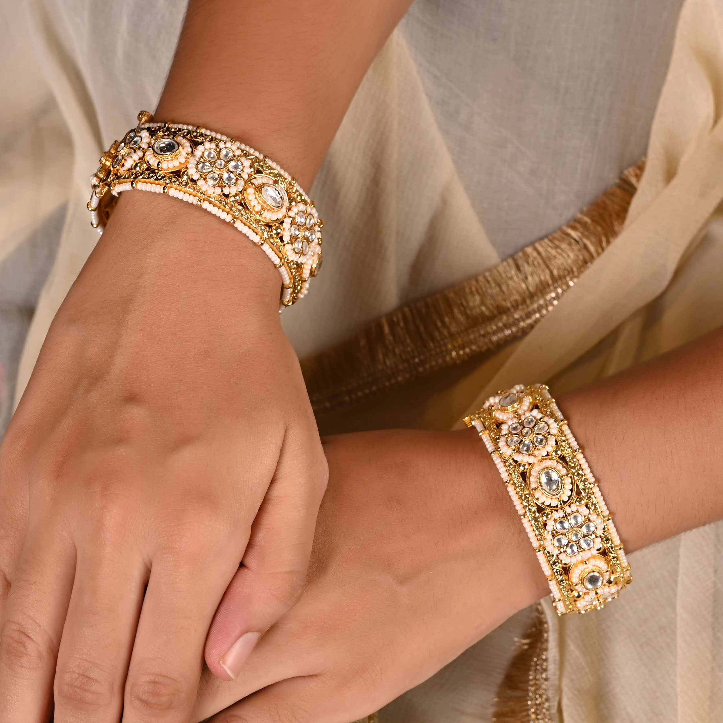 SJB1009- White Colour Gold Plated Jadau Kundan Bangle
