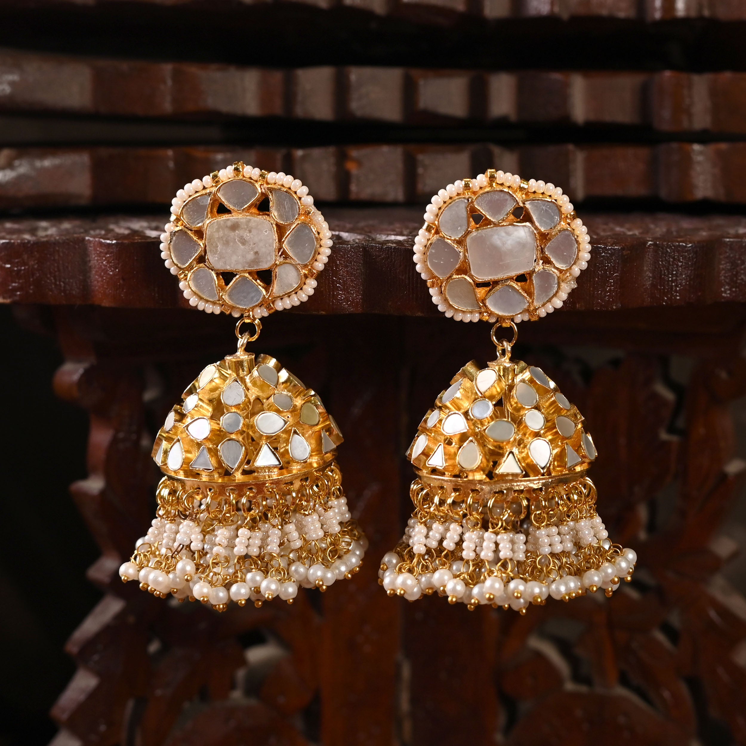 SJE1025- White Colour Gold Plated Mother of Pearl Jhumki Earrings