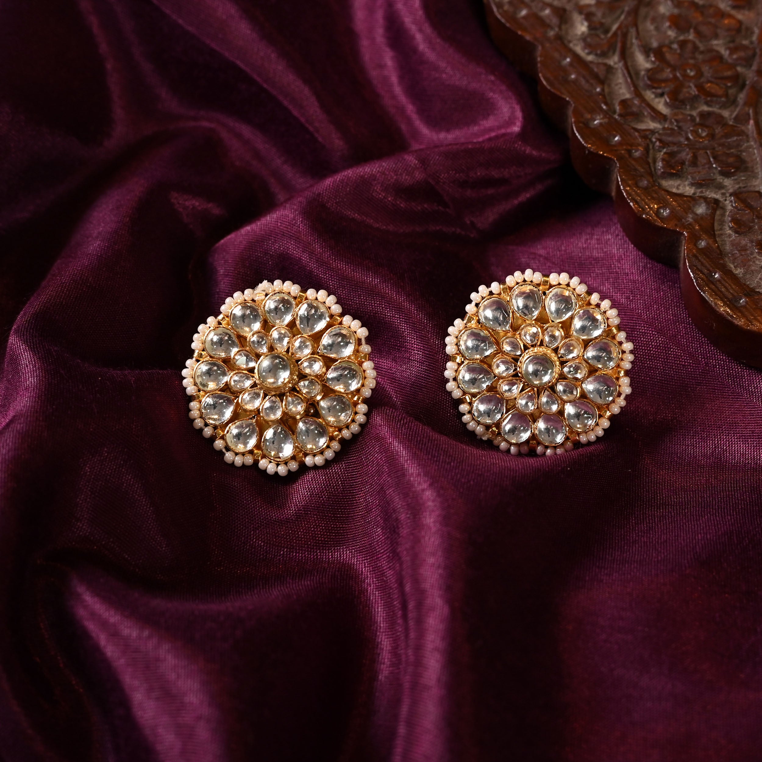 SJE1033- White Colour Gold Plated Jadau Kundan studs Earrings