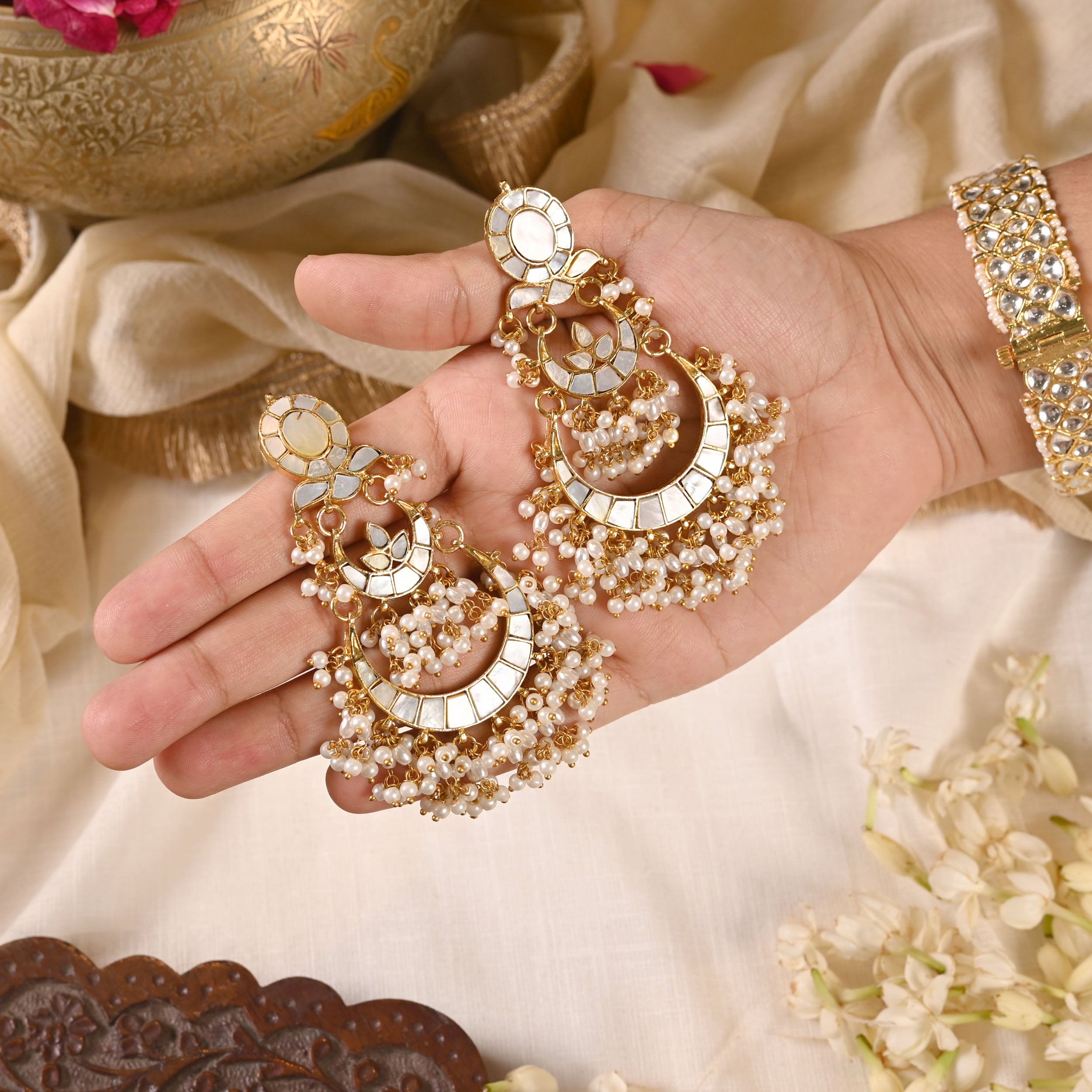 SJE1030- White Colour Gold Plated Mother of Pearl Dangler Earrings