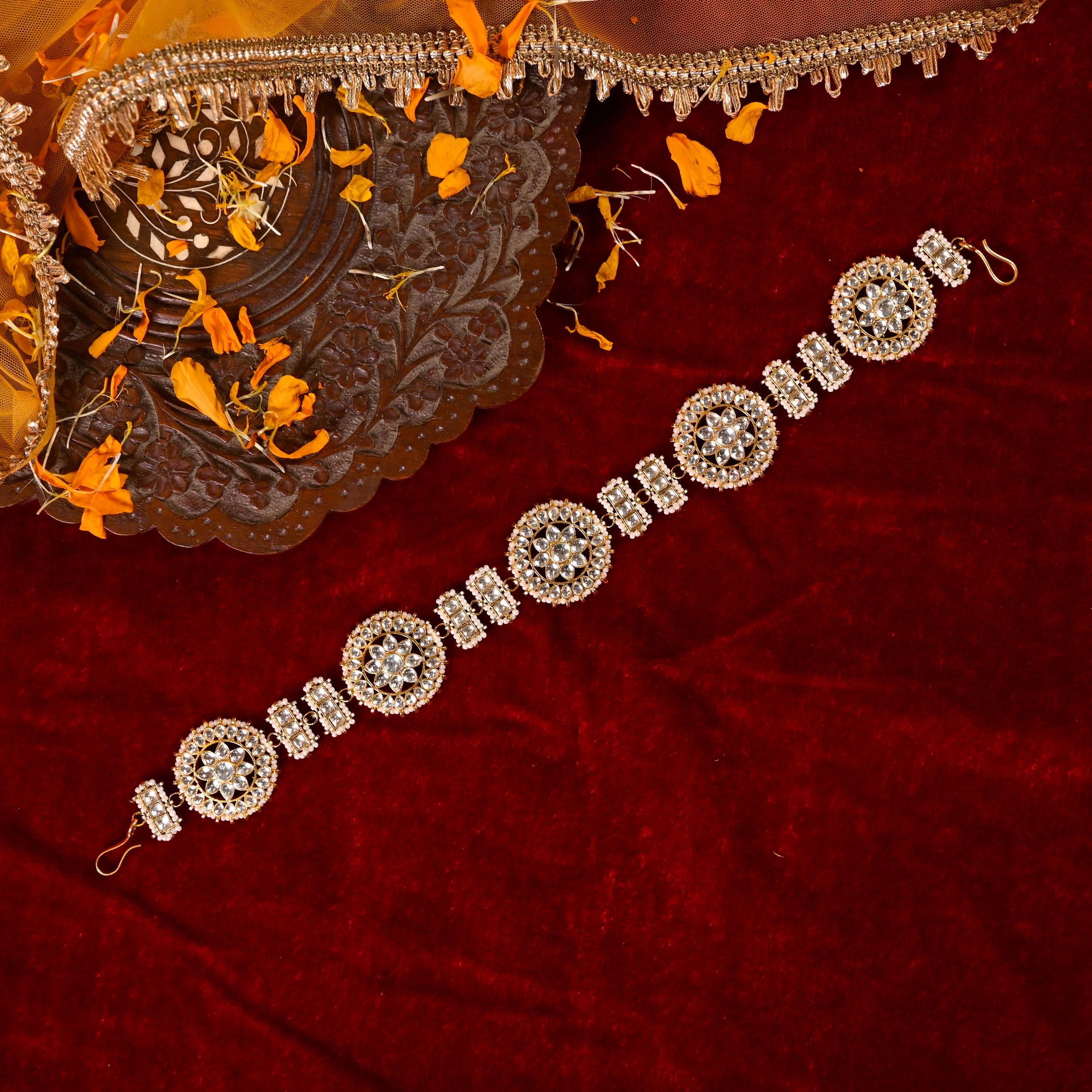 SJHB1015- White Colour Gold Plated Jadau Kundan Flower Motif Headband