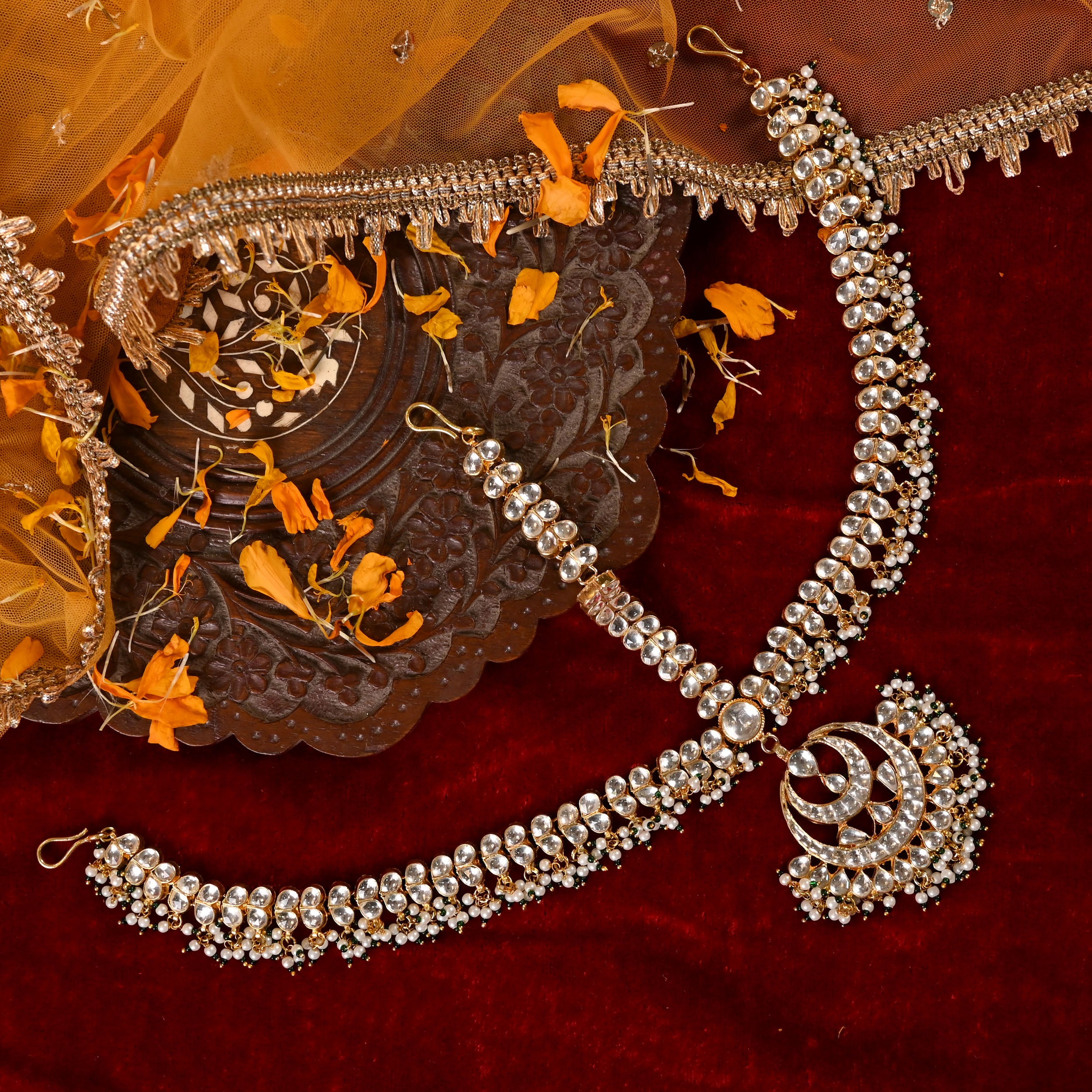 SJHB1024- White Colour Gold Plated Jadau Kundan Mathapatti