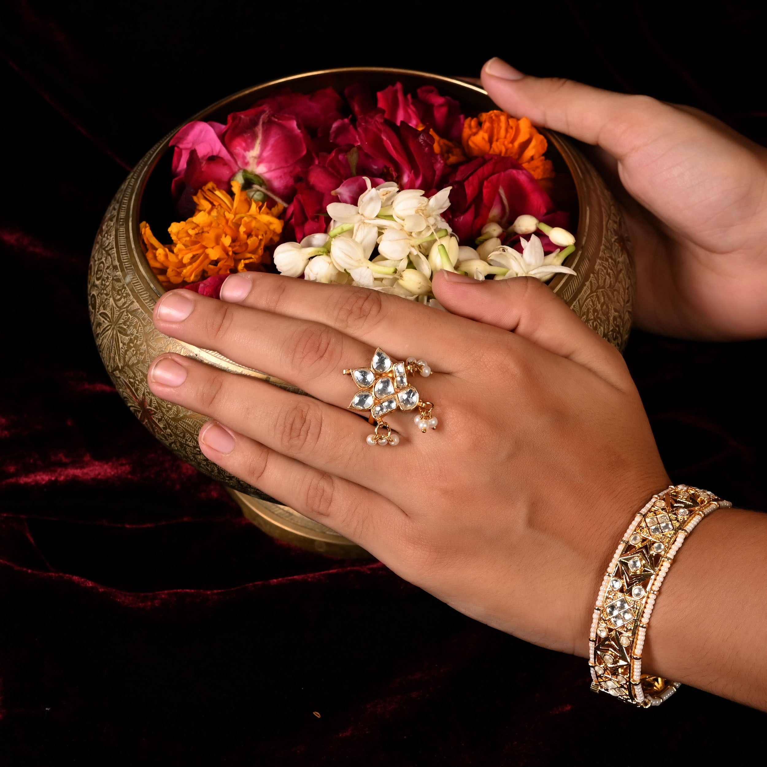 SJR0005- White Colour Gold Plated Kundan Ring