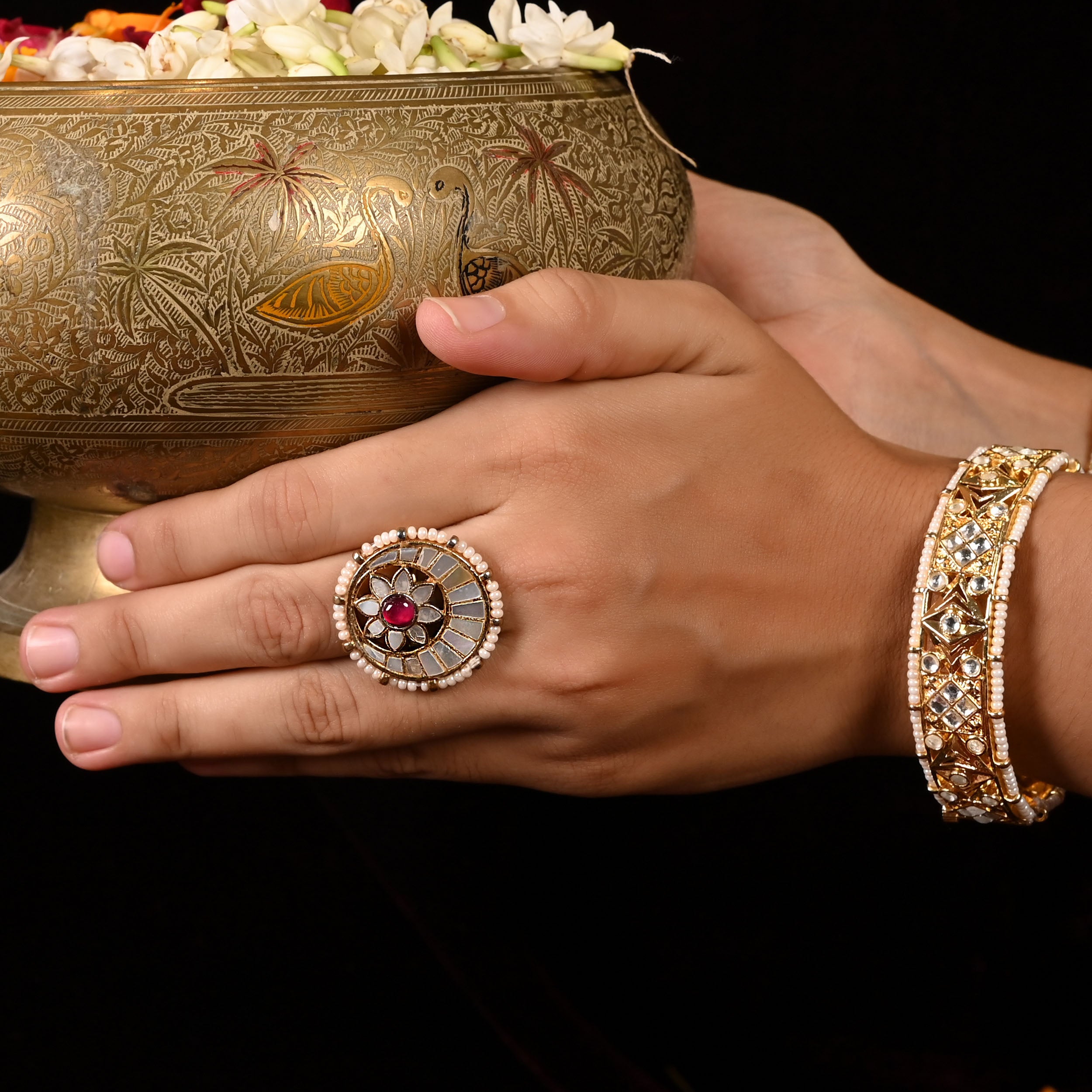 SJR0006- Red and White Colour Gold Plated Mother of Pearl Ring