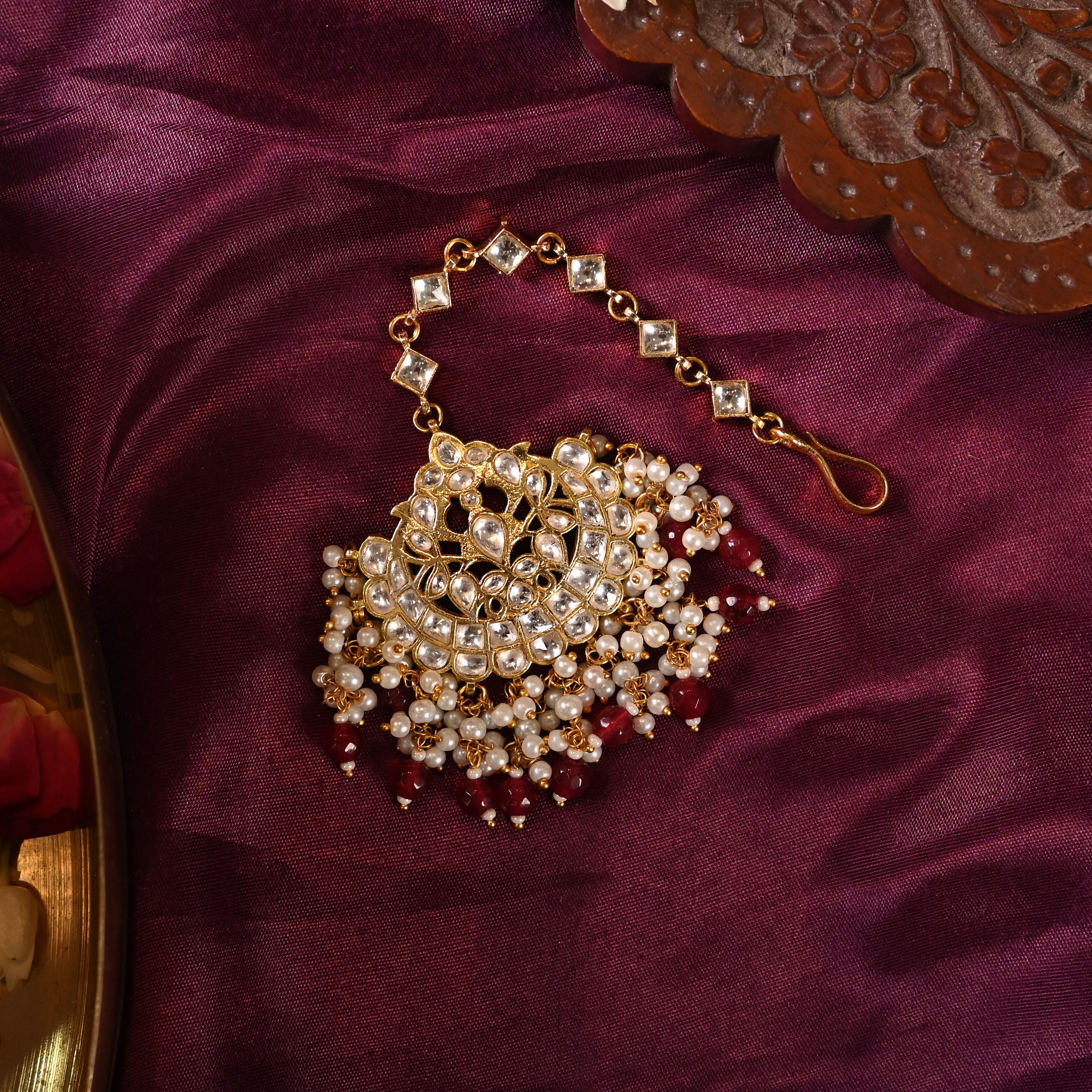 SJT1029-White and Red color Gold Plated Maang Tika