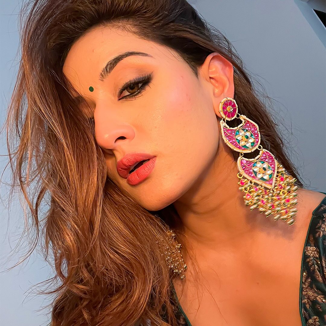 SJE1091- Pink Colour Gold Plated Jadau Kundan Dangler Earrings
