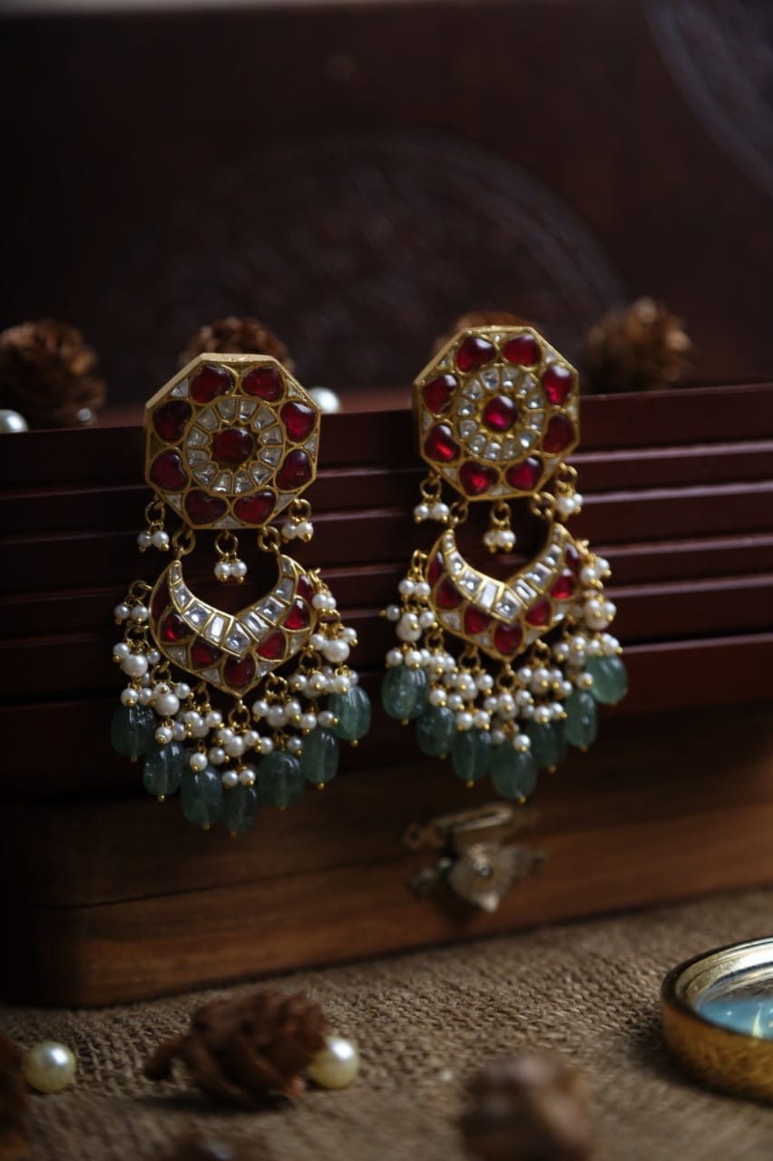 SJE1043- White and Red Colour Gold Plated Jadau Kundan Dangler Earring