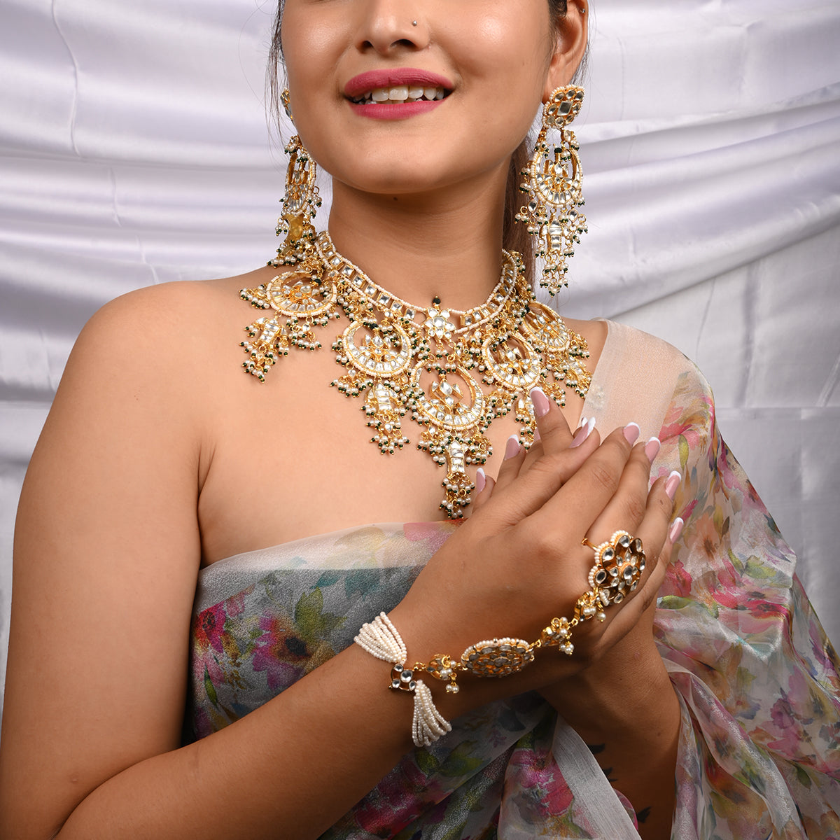 Navdit Kundan Fish Necklace Set