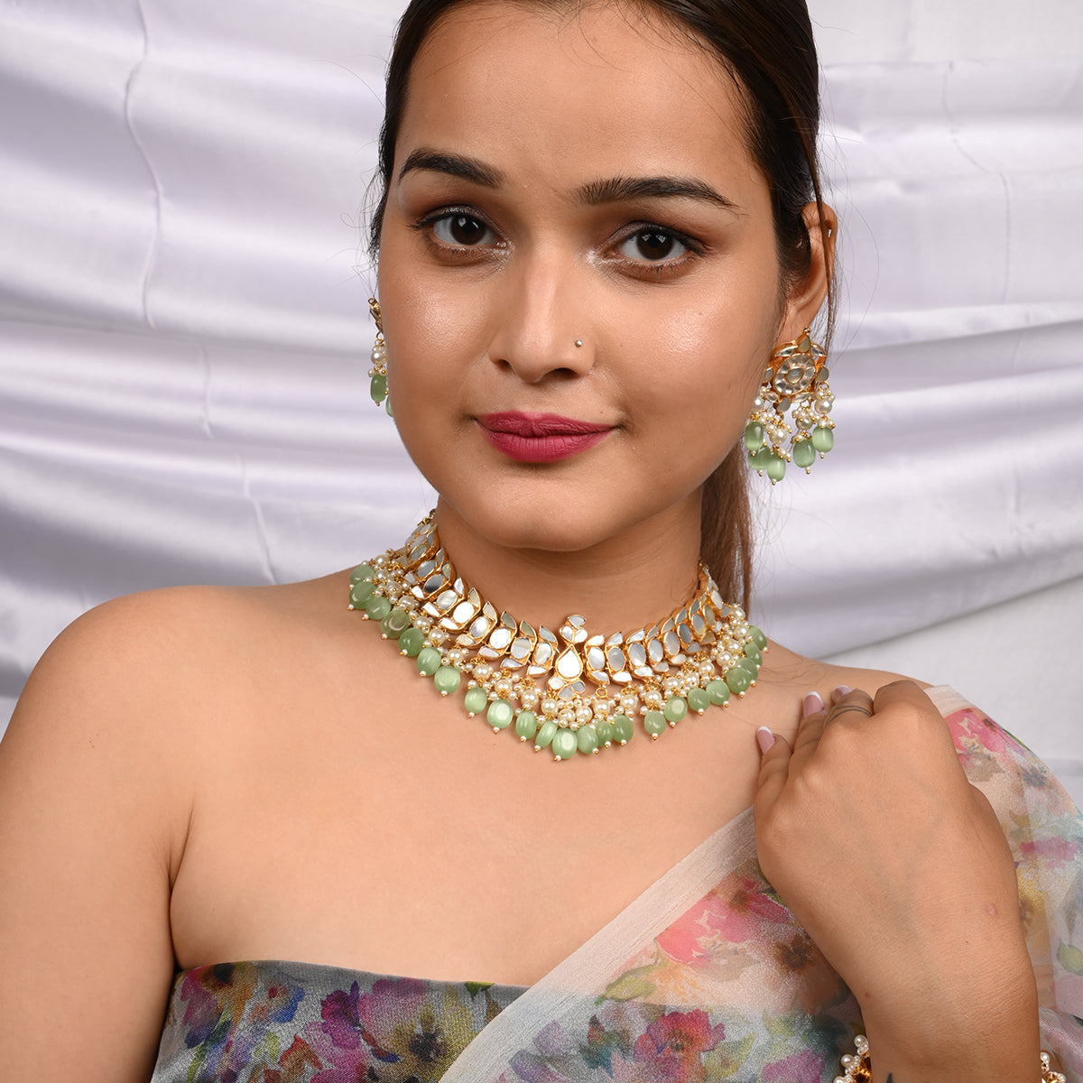 Abeerita Mother of Pearl Necklace Set
