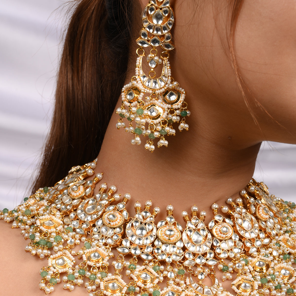 Nimrat Kundan Necklace Set with Tika