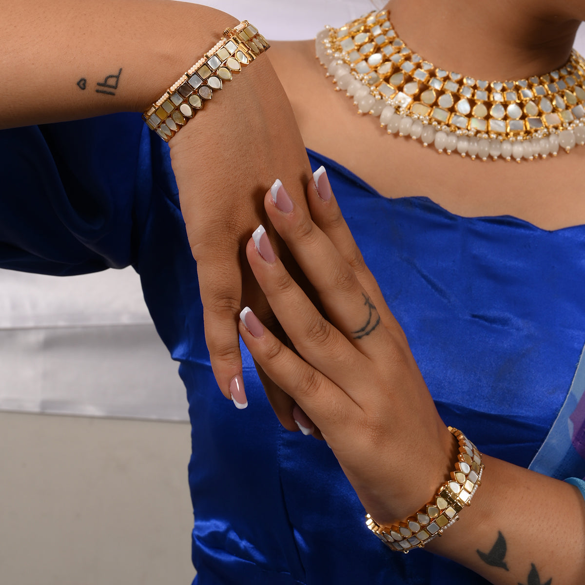Shamil Mother of Pearl Kundan Bangles