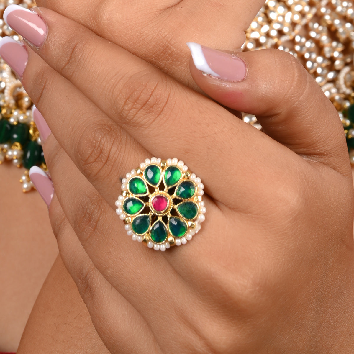 Naro Kundan Green Traditional Ring
