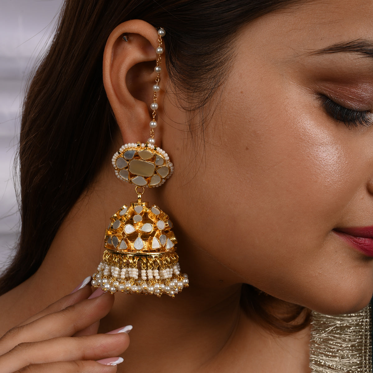 Pranshu Mother of Pearl Jhumkas