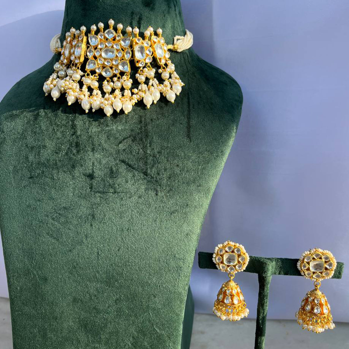 Neet Jadau Kundan Choker Set