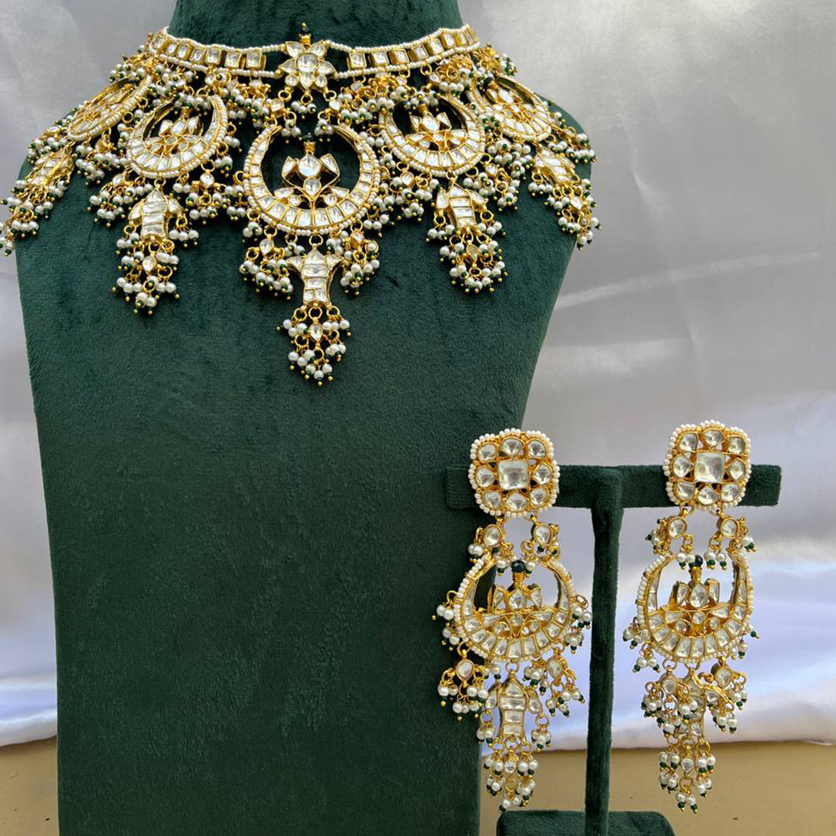 Navdit Kundan Fish Necklace Set