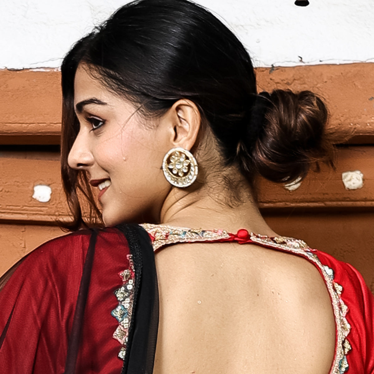 Nandish Kundan Studs