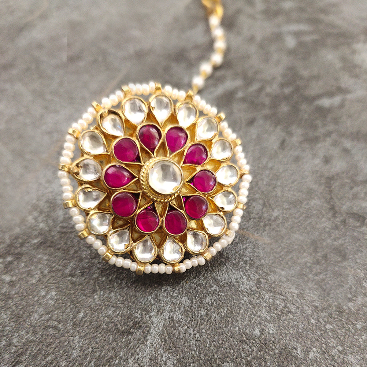 Ekta Jadau Pink Kundan Borla Maangtika