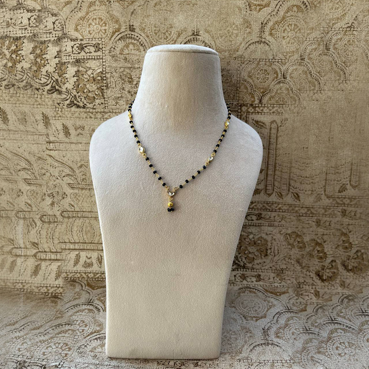 Valeria Chand Kundan Mangalsutra