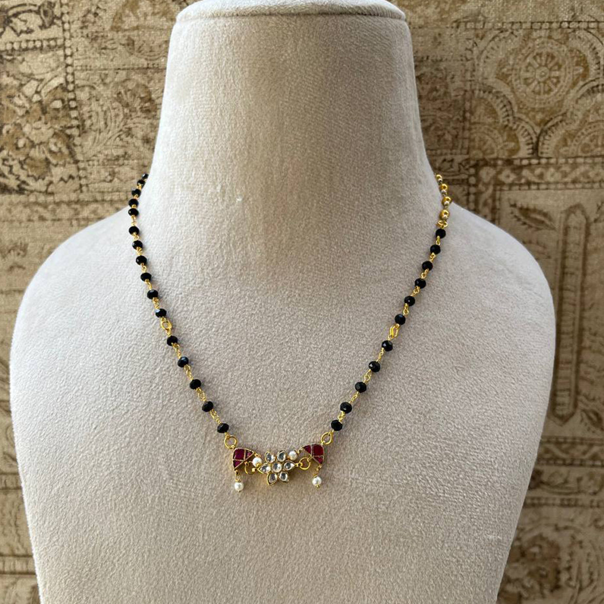 Clara Pink Kundan Mangalsutra