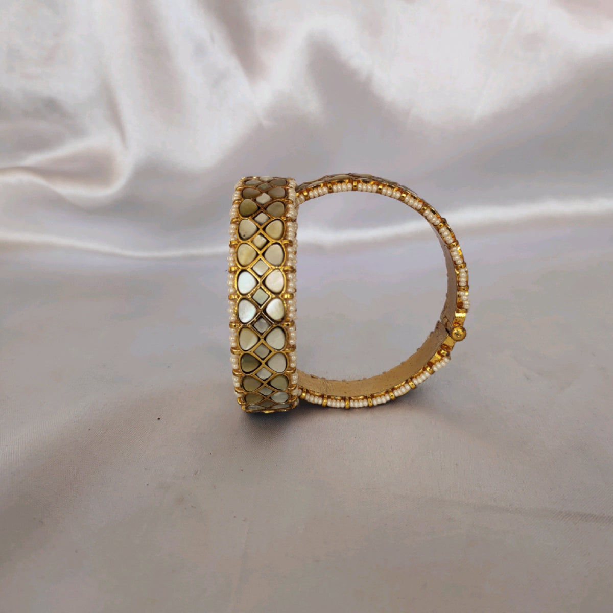 Fizala Mother Of Pearl Bangles