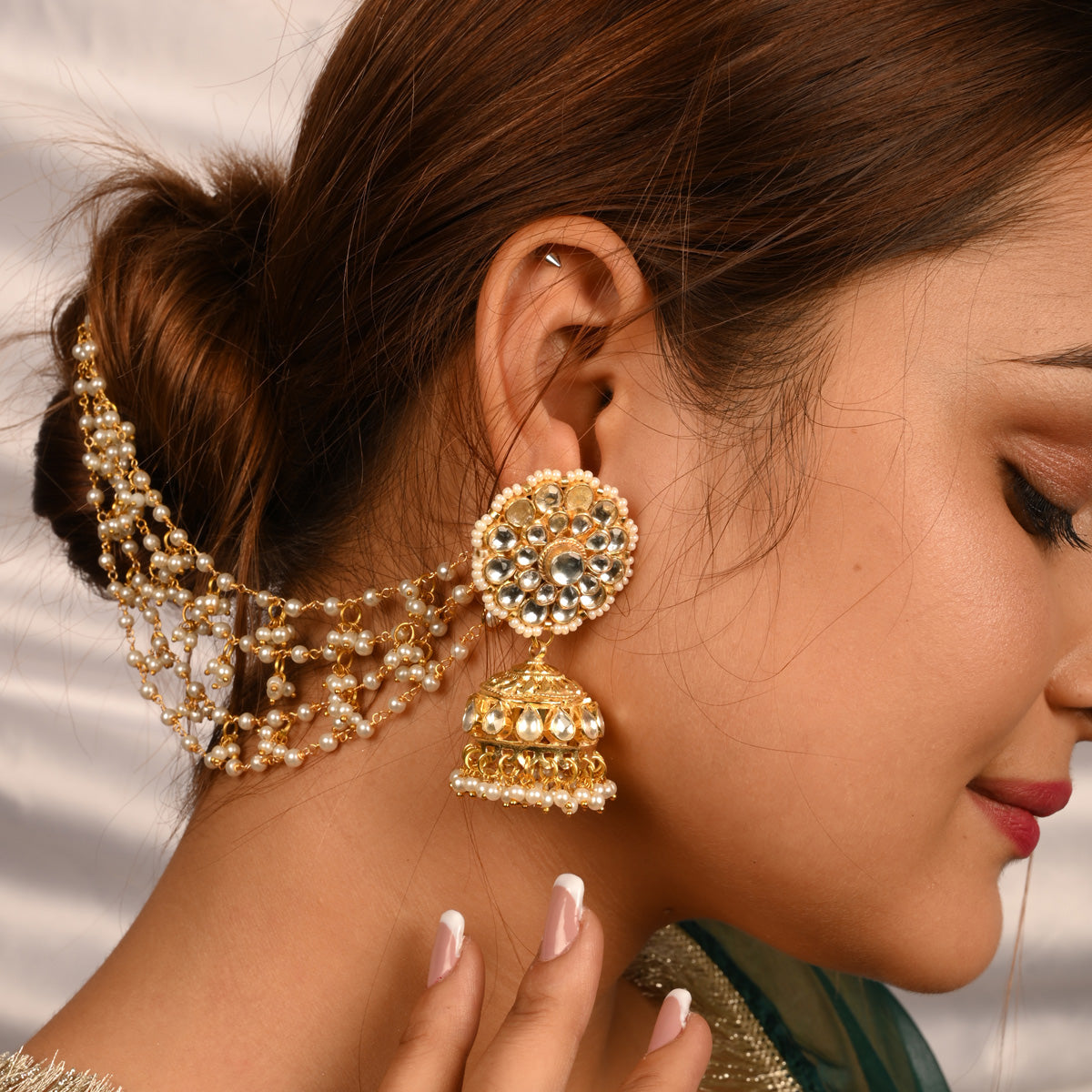 SJKC001- White Colour Gold Plated Jadau Kundan Minimalist Style Earchian and Jhumki Optional