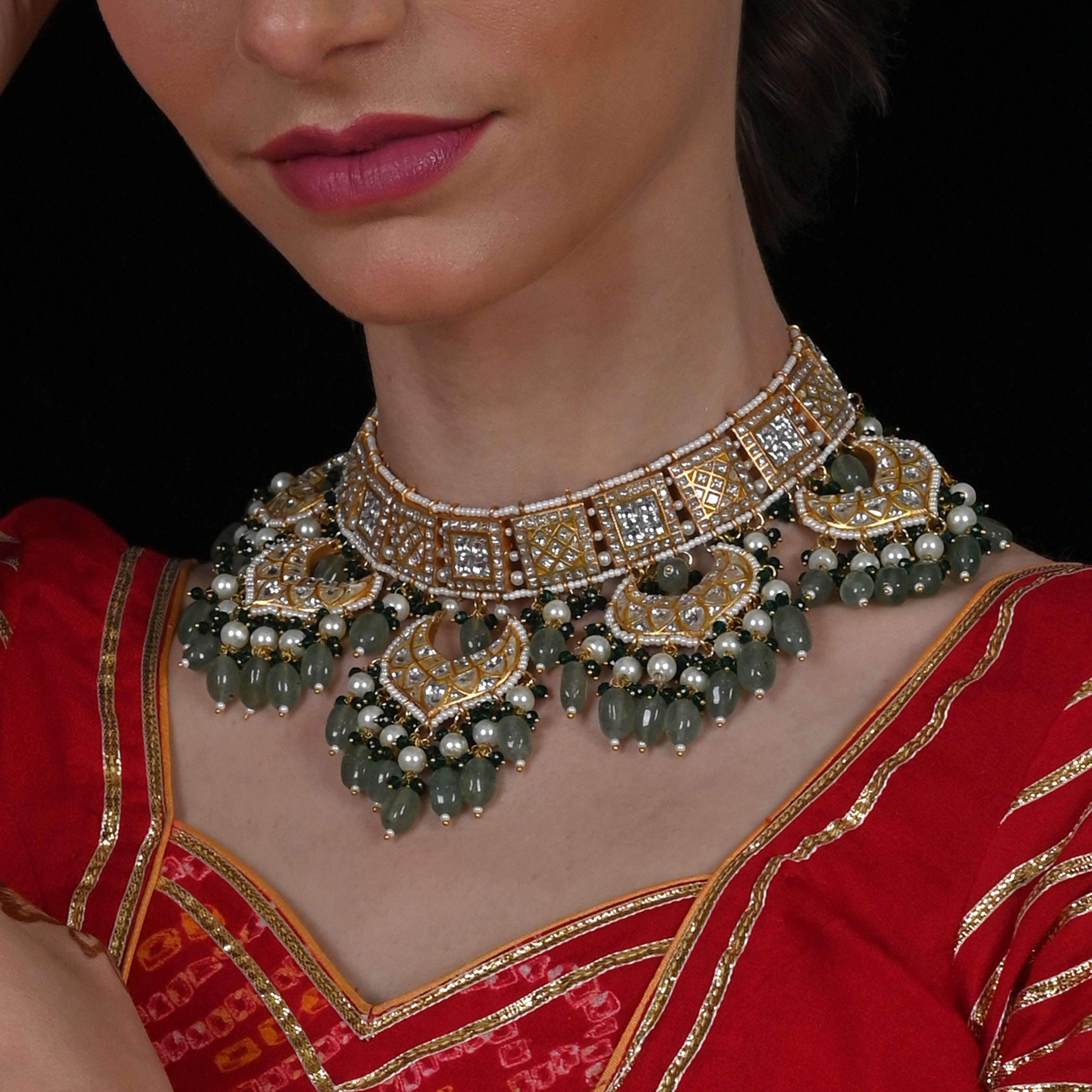 SJN1056- White Colour Gold Plated Jadau Kundan Thappa Necklace with Earrings