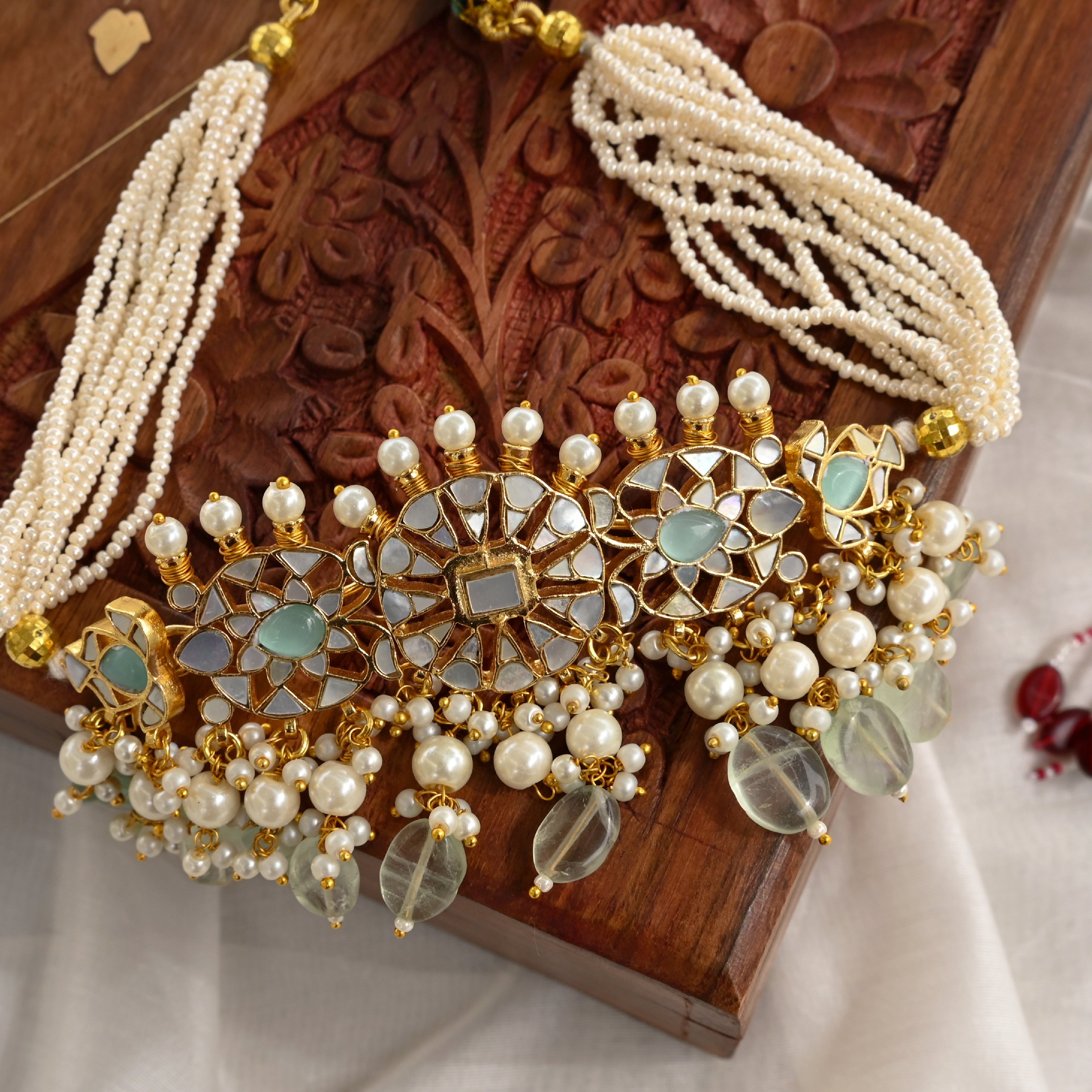 SJC1009- White Colour Gold Plated Jadau Kundan Choker with Earrings