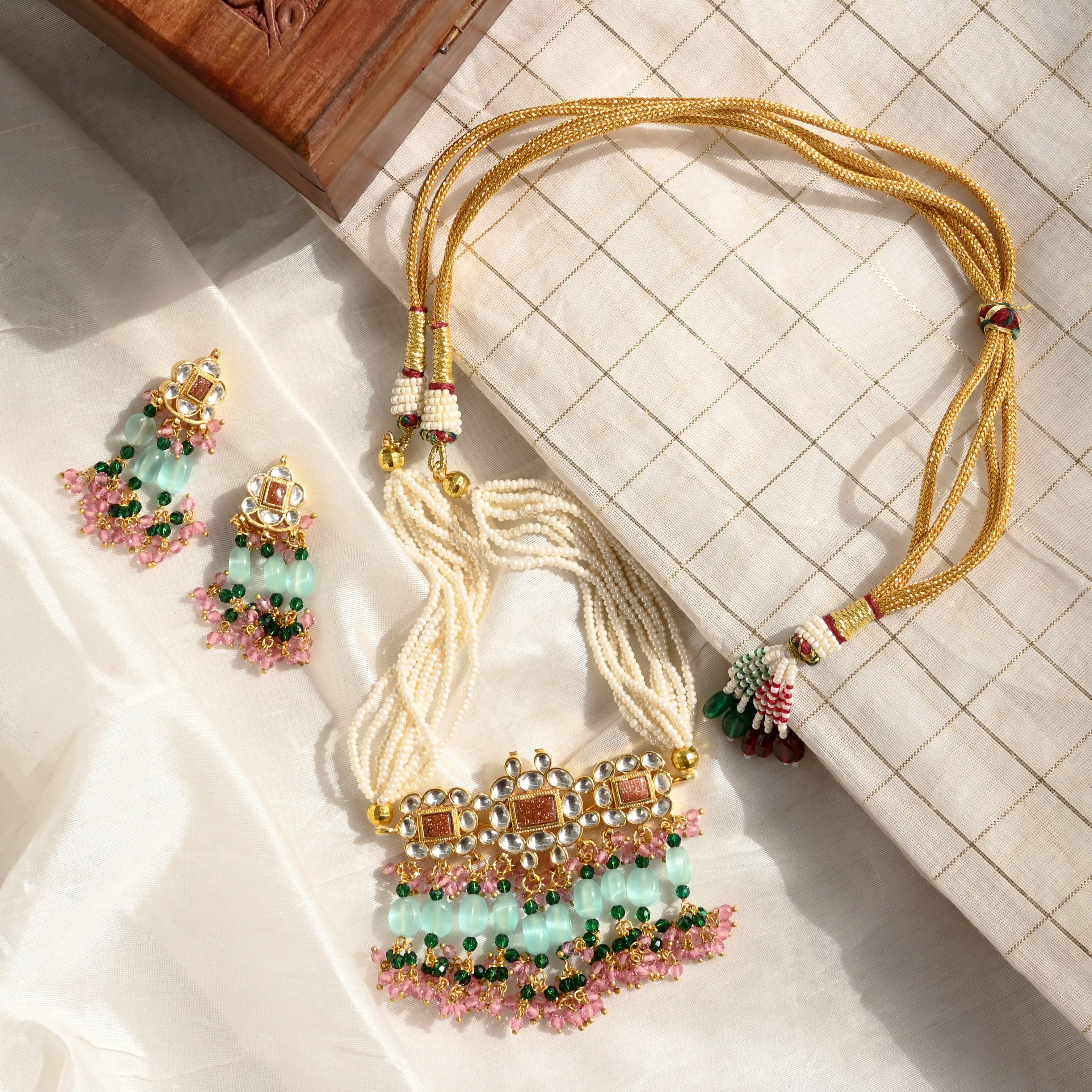 SJN1050- Brown and White Colour Gold Plated Jadau Kundan Choker with Earrings