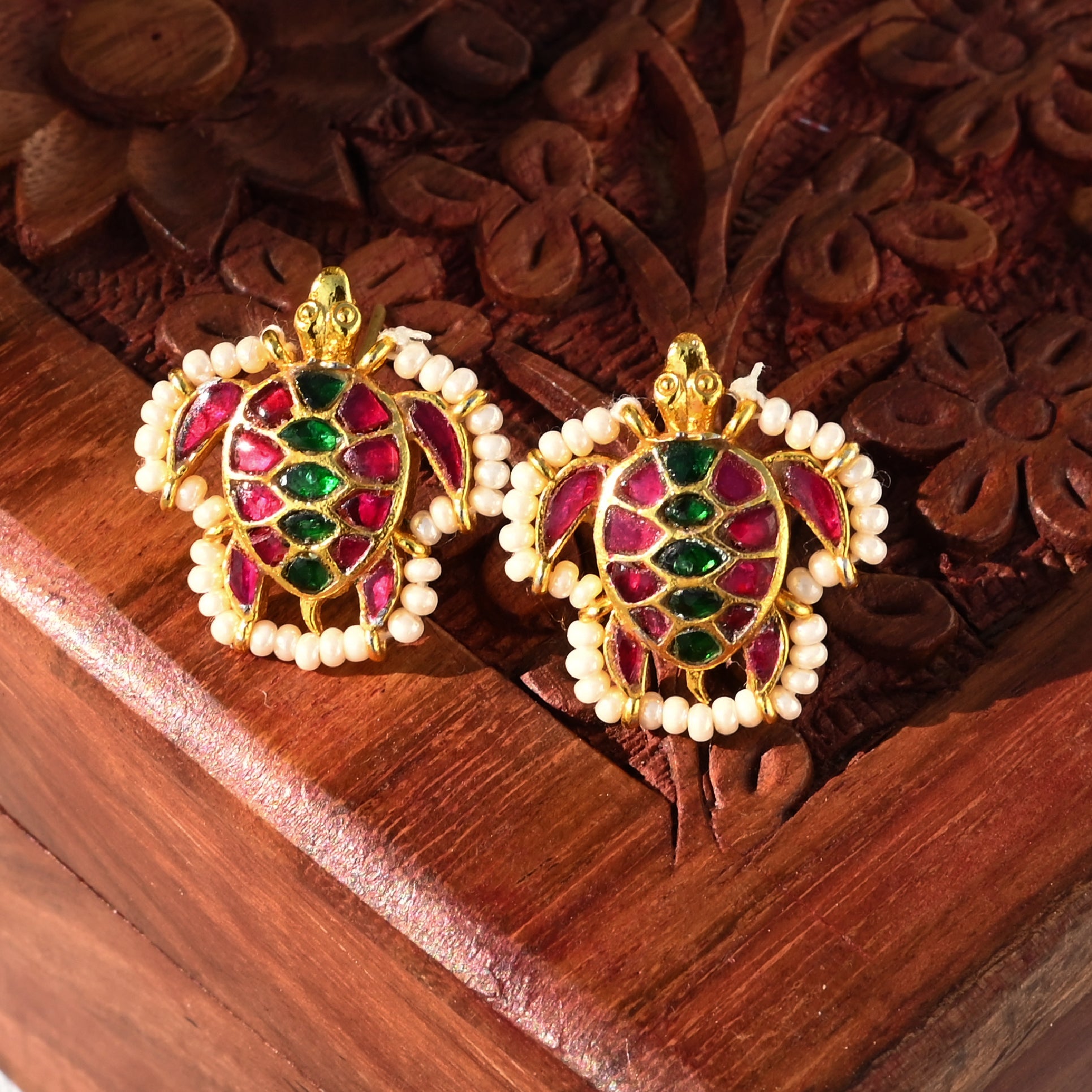 SJN1083- Multi Colour Gold Plated Jadau Kundan Choker with Earrings