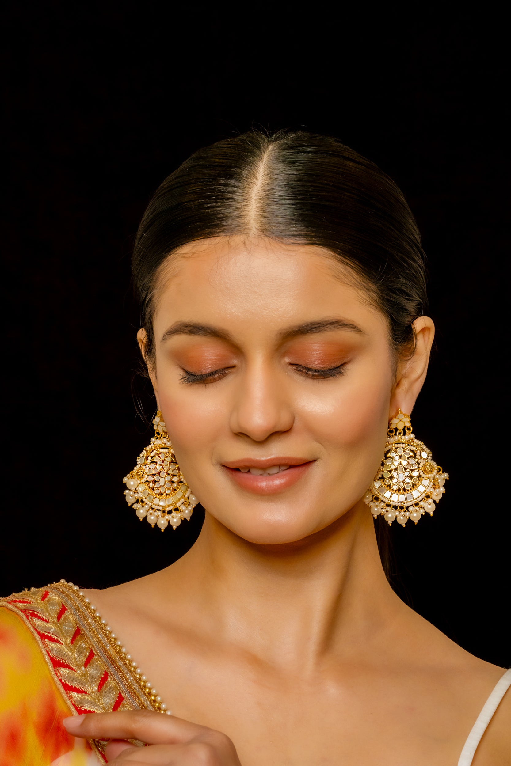 SJE1014- White Colour Gold Plated Mother of Pearl Chandbali Earrings