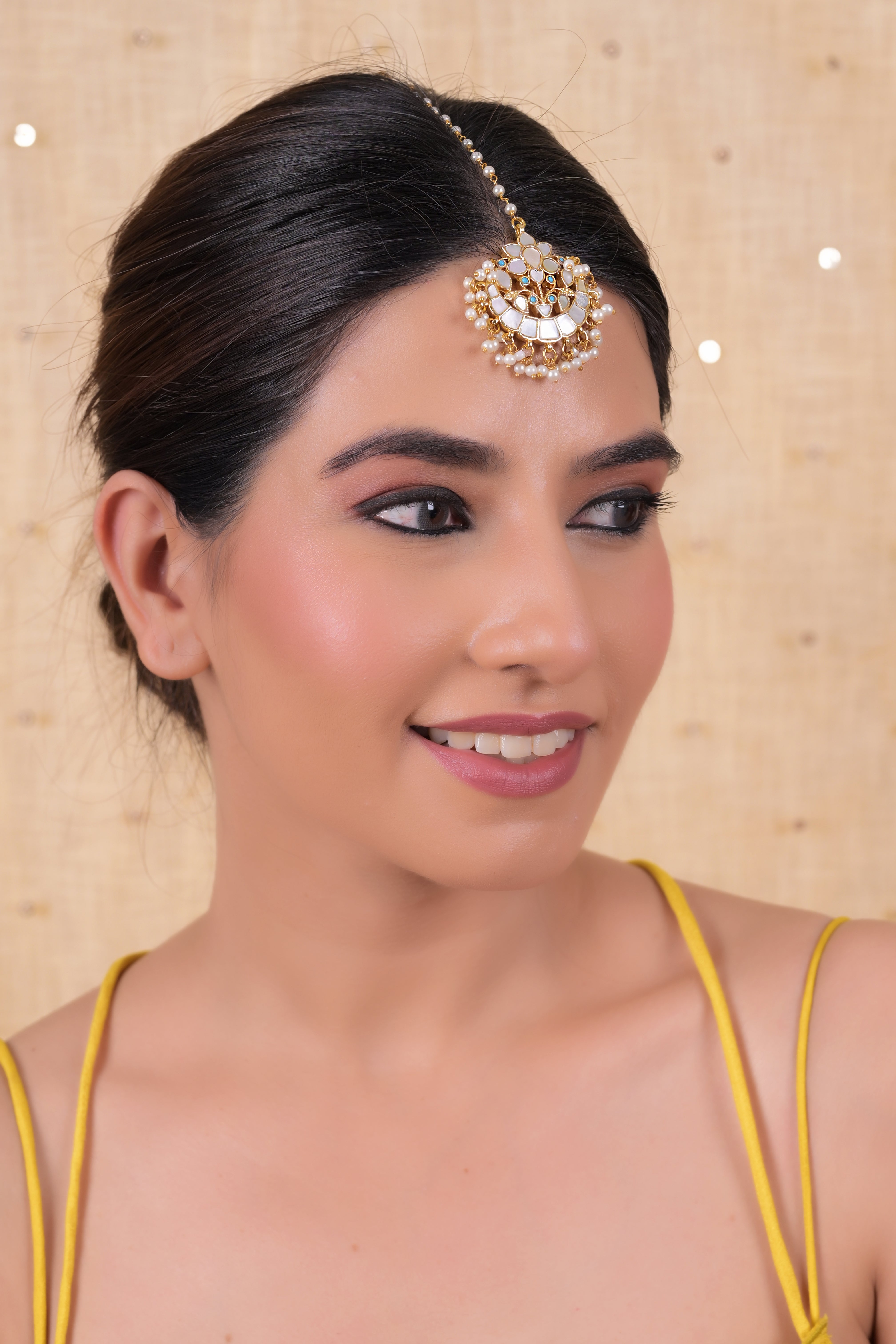 SJT1034- White Colour Gold Plated Mother of Pearl Maang Tika